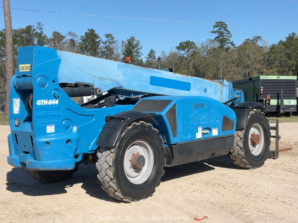 2016 Genie GTH844 8,000 lbs 44' Telescopic Reach Forklift Telehandler 8K bidadoo