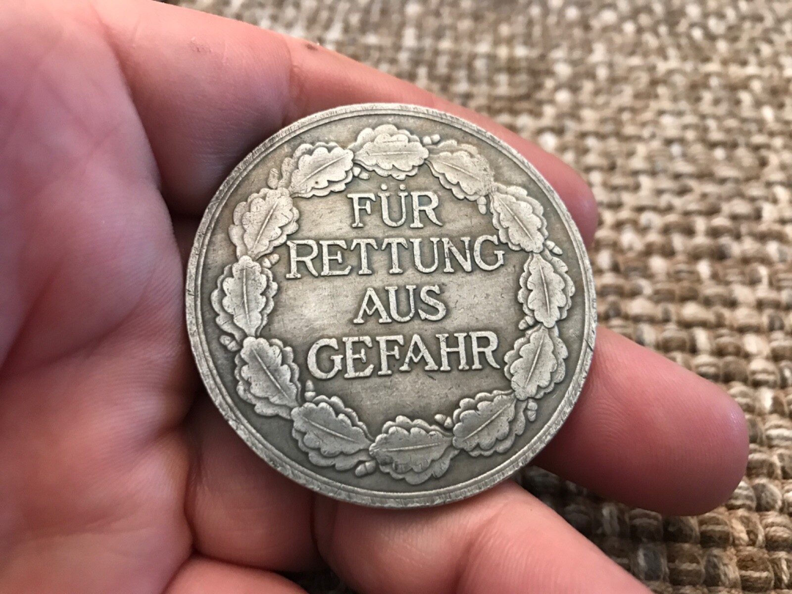 LARGE GERMAN COAT OF ARMS EAGLE WWII COMMEMORATIVE COIN