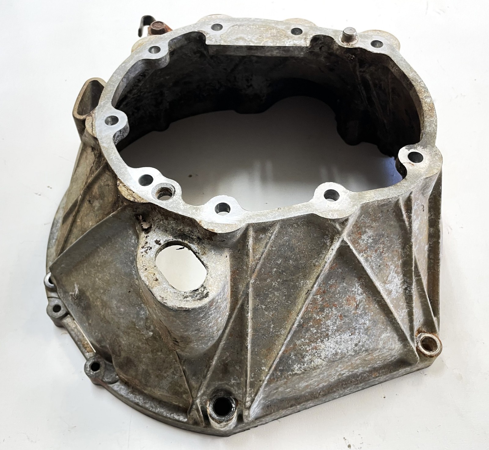 Jeep YJ XJ Cherokee Wrangler AX15 Bell Housing Manual Transmission internal