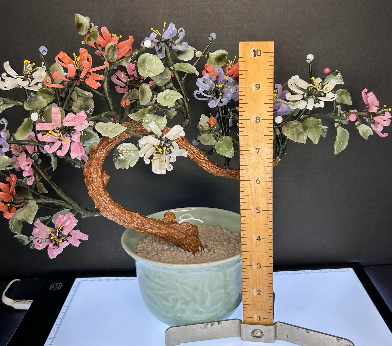 Vintage Chinese Jade Quartz Stone Glass Bonsai Tree Celadon Pot Curly Leaf Large