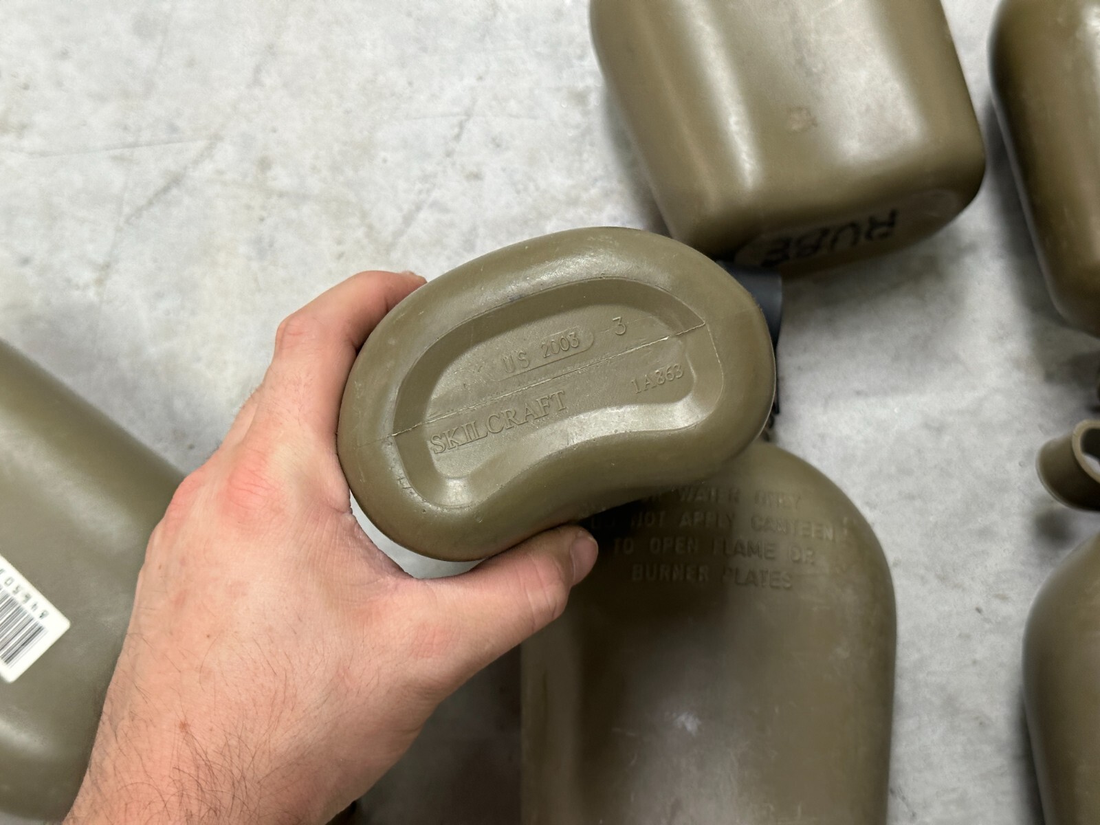 US Military 1 Quart Canteen Hard Plastic OD Green 1QT ALICE Cap Army Field Gear