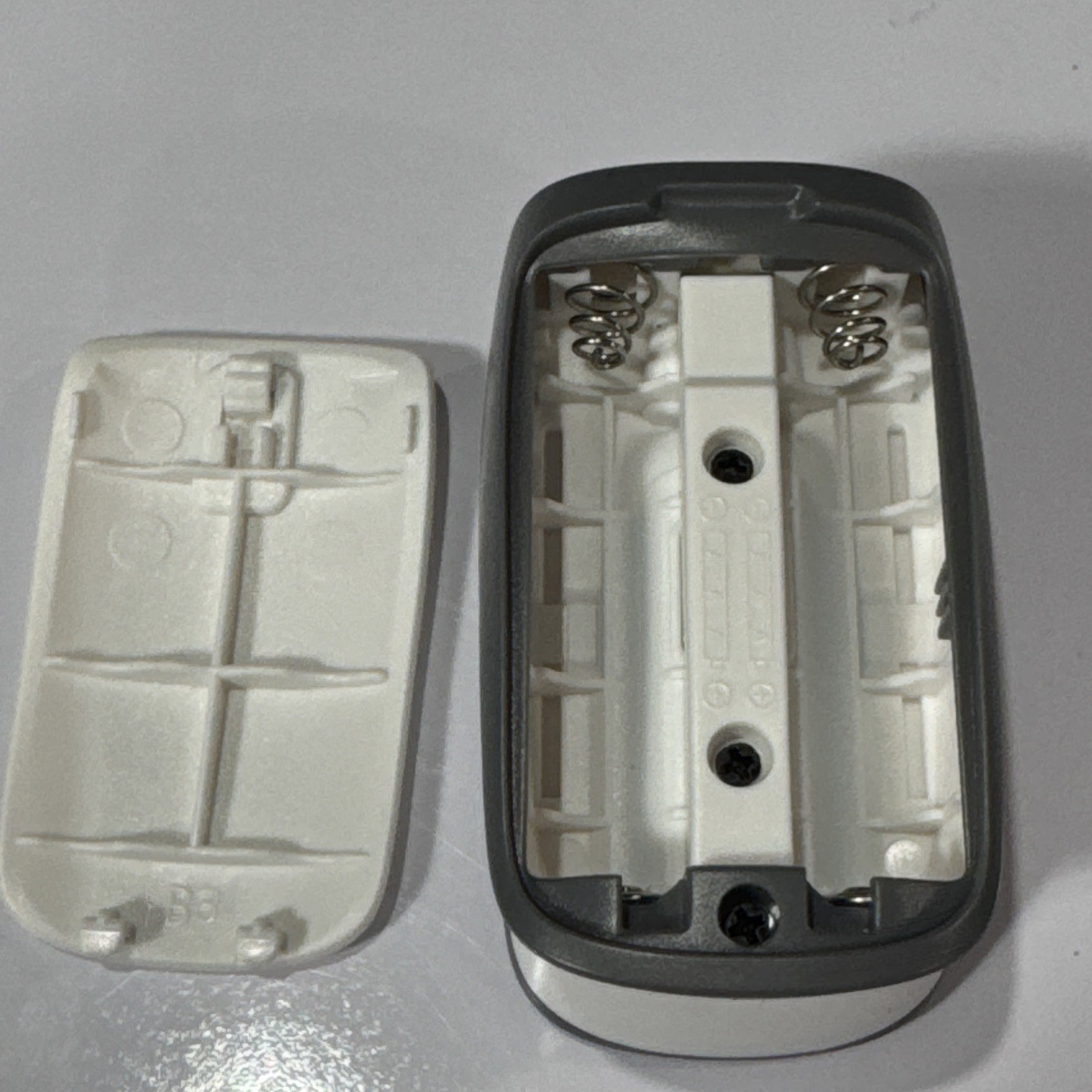 Fingertip Pulse Oximeter, Blood Oxygen Saturation Monitor (SpO2) with Pulse Rate