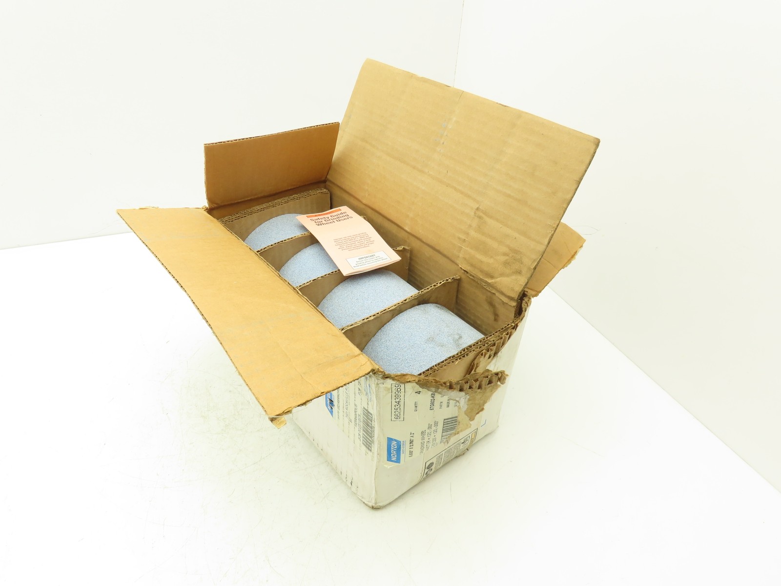 Norton BX531924 Grinding Wheel 5.5" x 2.75" x 2" Lot of 4