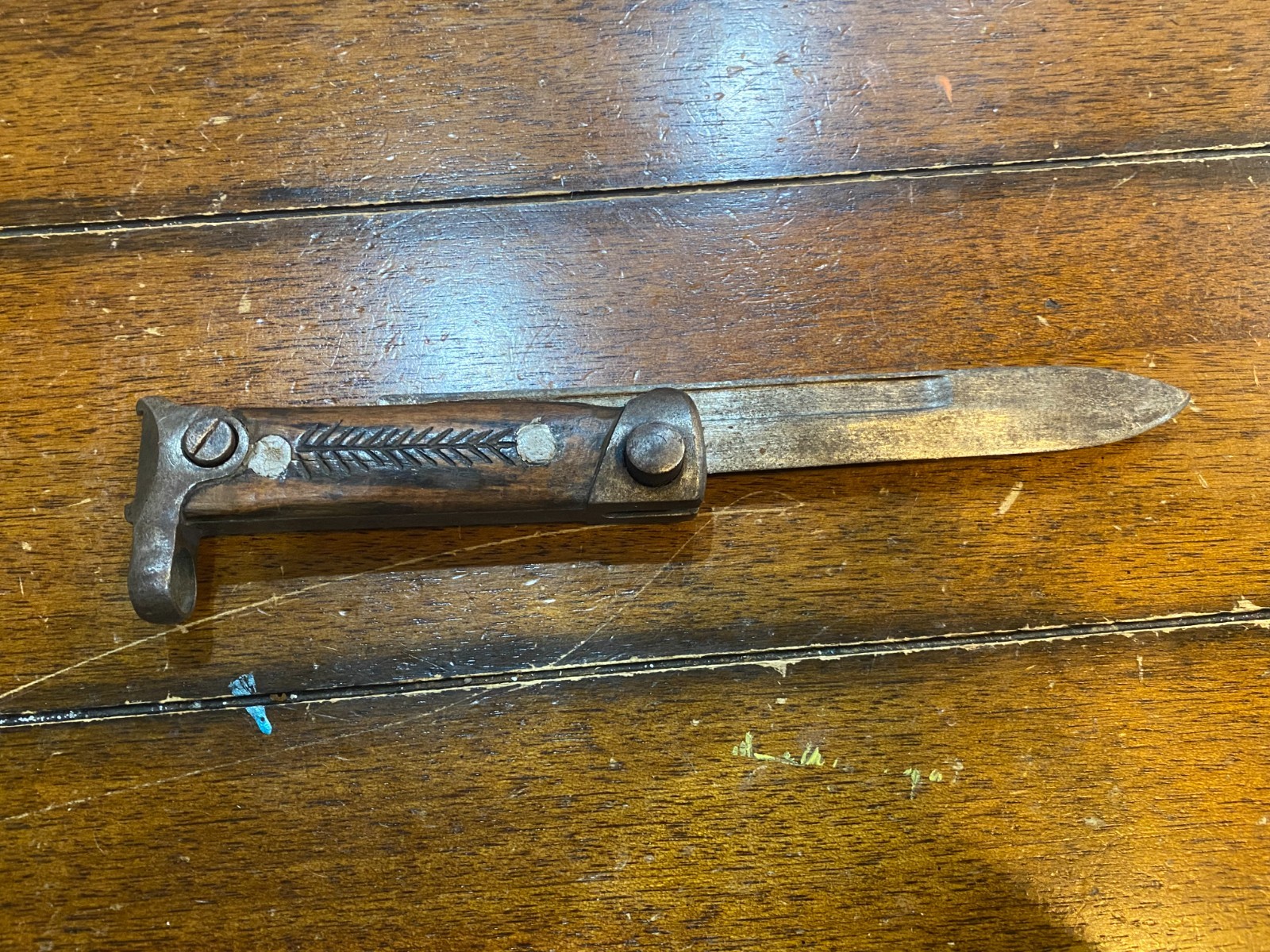 WW2 ITALIAN CARCANO M1938 FOLDING BAYONET KNIFE