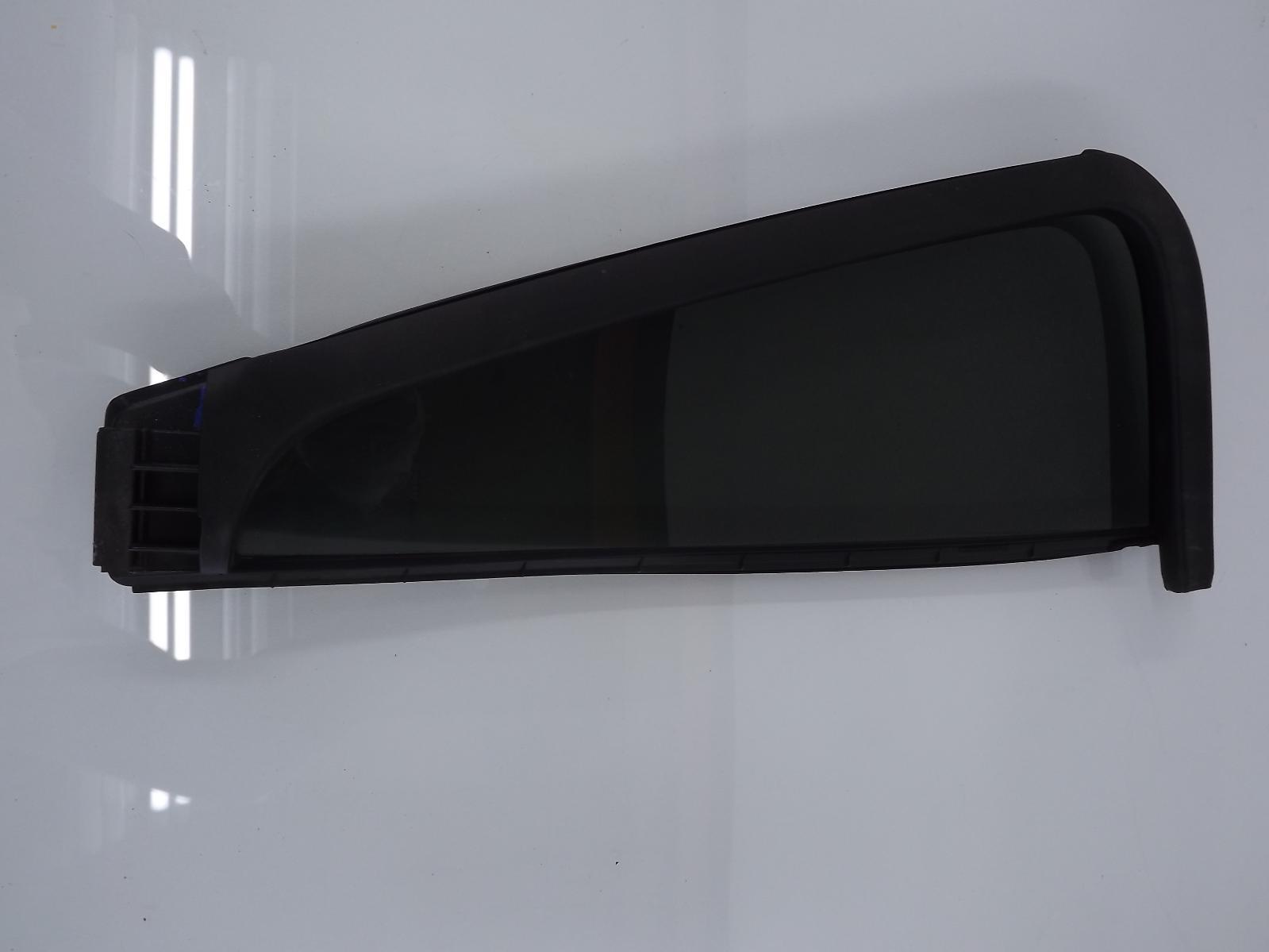 04-10 INFINITI INFINITI QX56 LR Vent Window left rear driver rear door glass