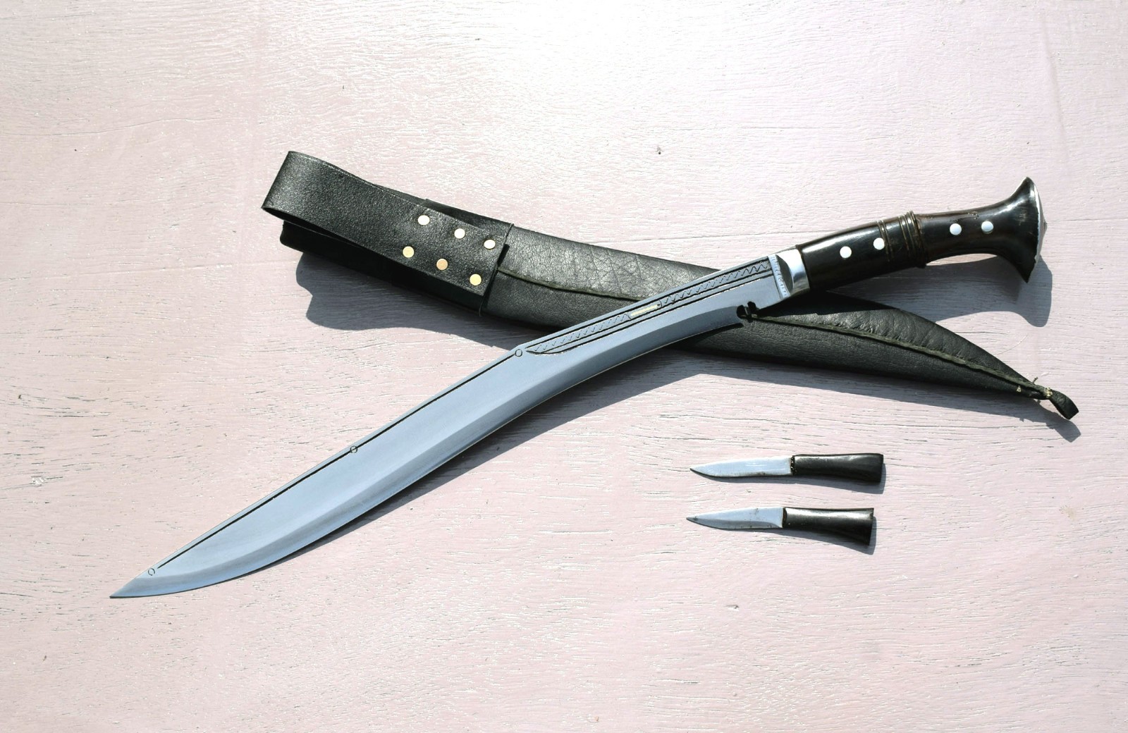 Handmade Nepalese/long traditional Kukri Knife-Sirupate full tang (18" blade)