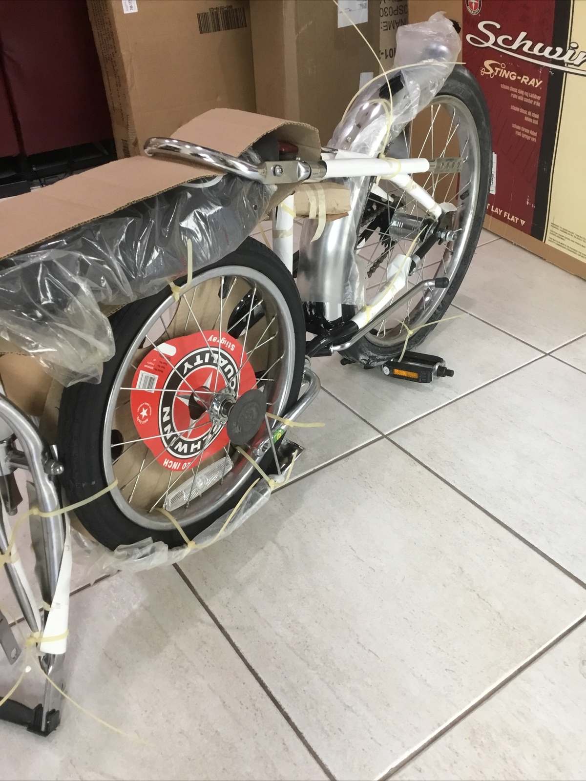 Schwinn Sting Ray Coal Krate Cruiser Bike 2007 NOS Special edition