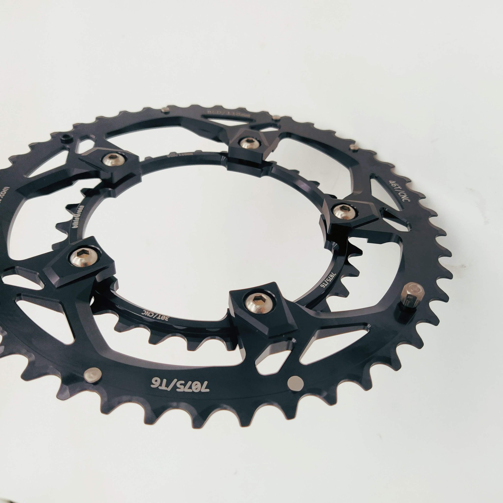 bikinGreen CNC 46/30T 110 BCD 9-12 Speed Chainring SetFor Non Hidden 5 Bolts