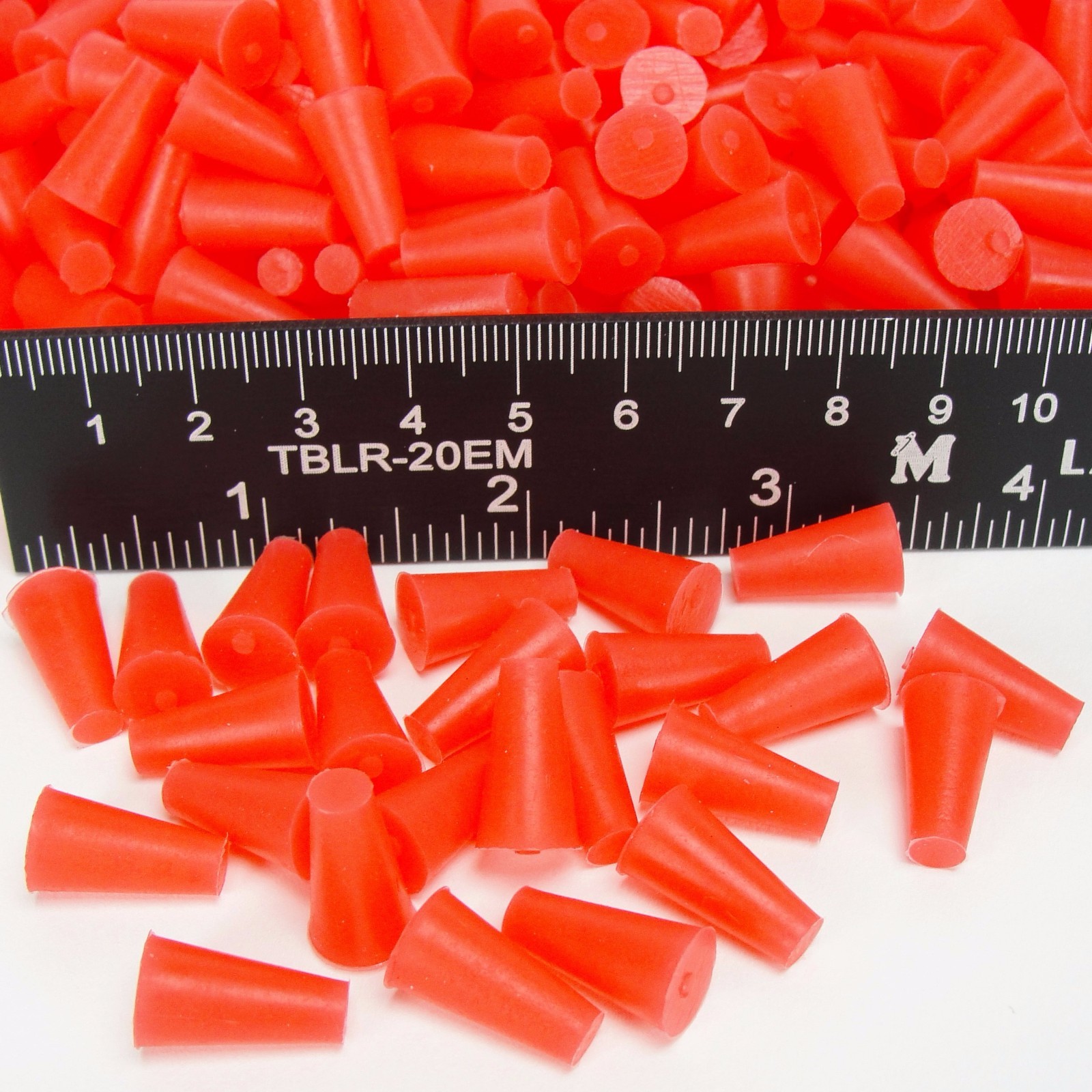 High Temp Masking Supply .187" x .343" STP103 Silicone Rubber Plugs - 250 Pack