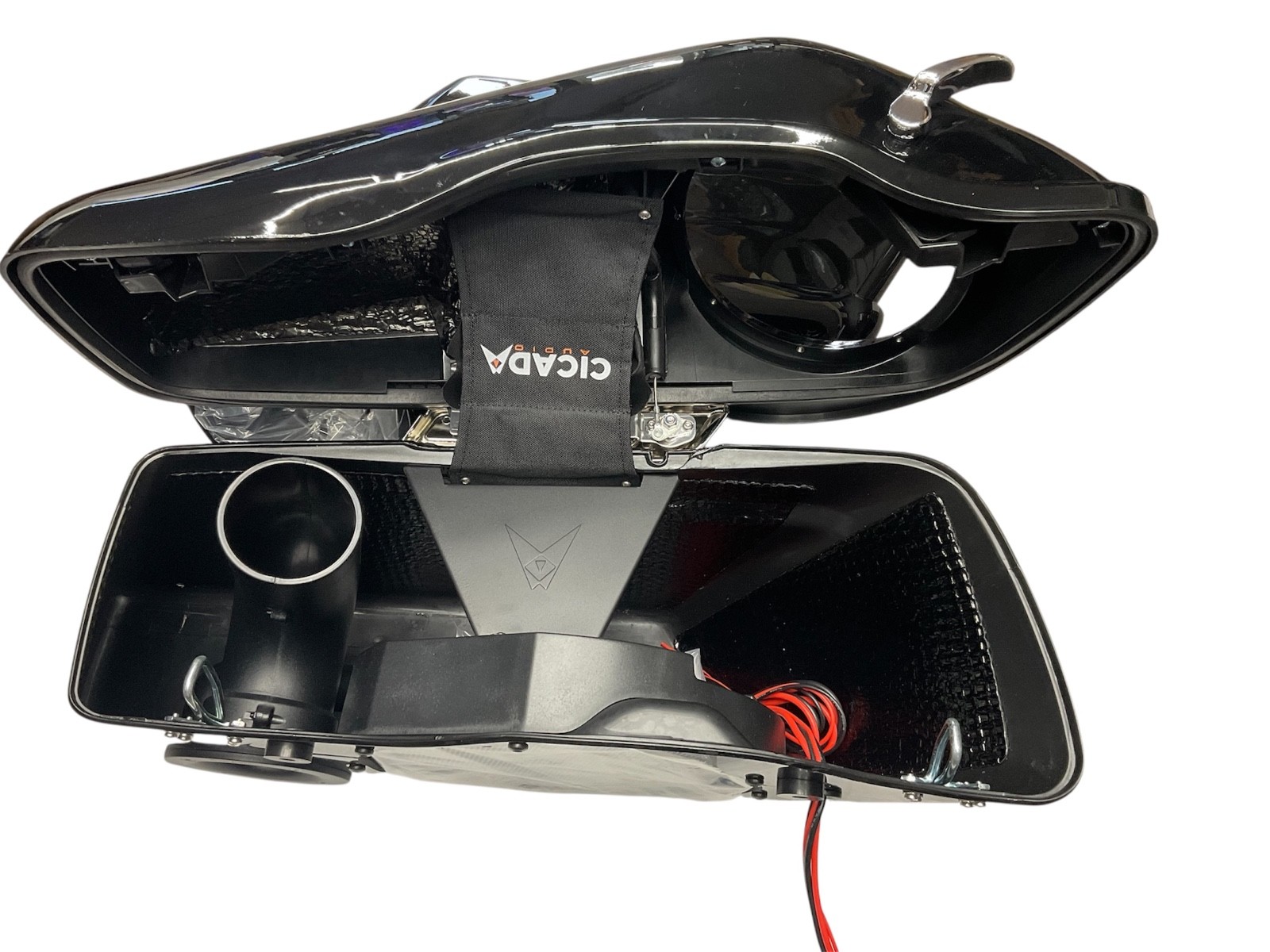 CICADA HARLEY 14-LATER TOURING STOCK AUDIO SADDLEBAGS W/ 10" RINGS AND 8" LIDS