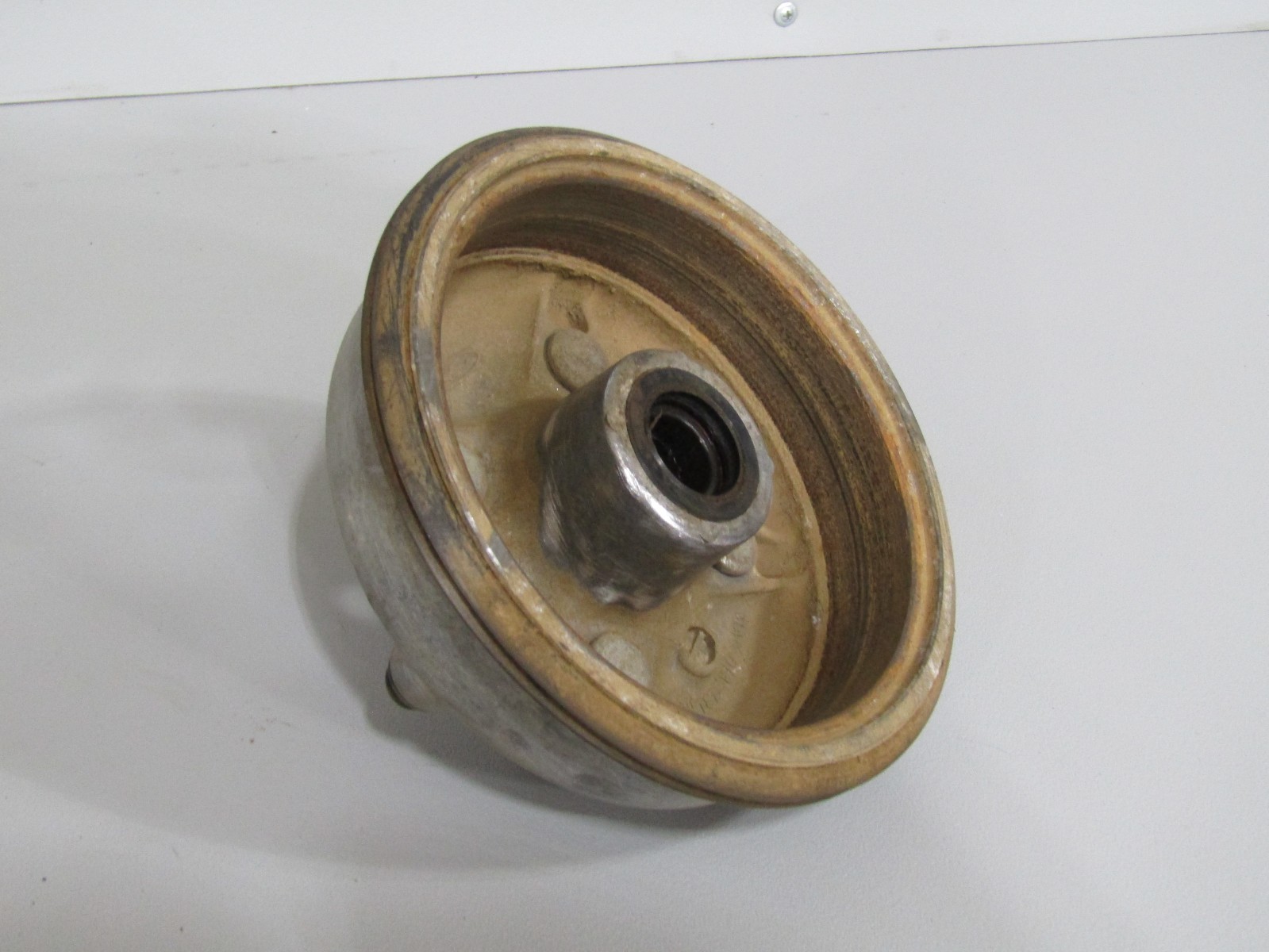 1986-1988 HONDA TRX200SX FOURTRAX FRONT BRAKE DRUM HUB 44610-HB3-000