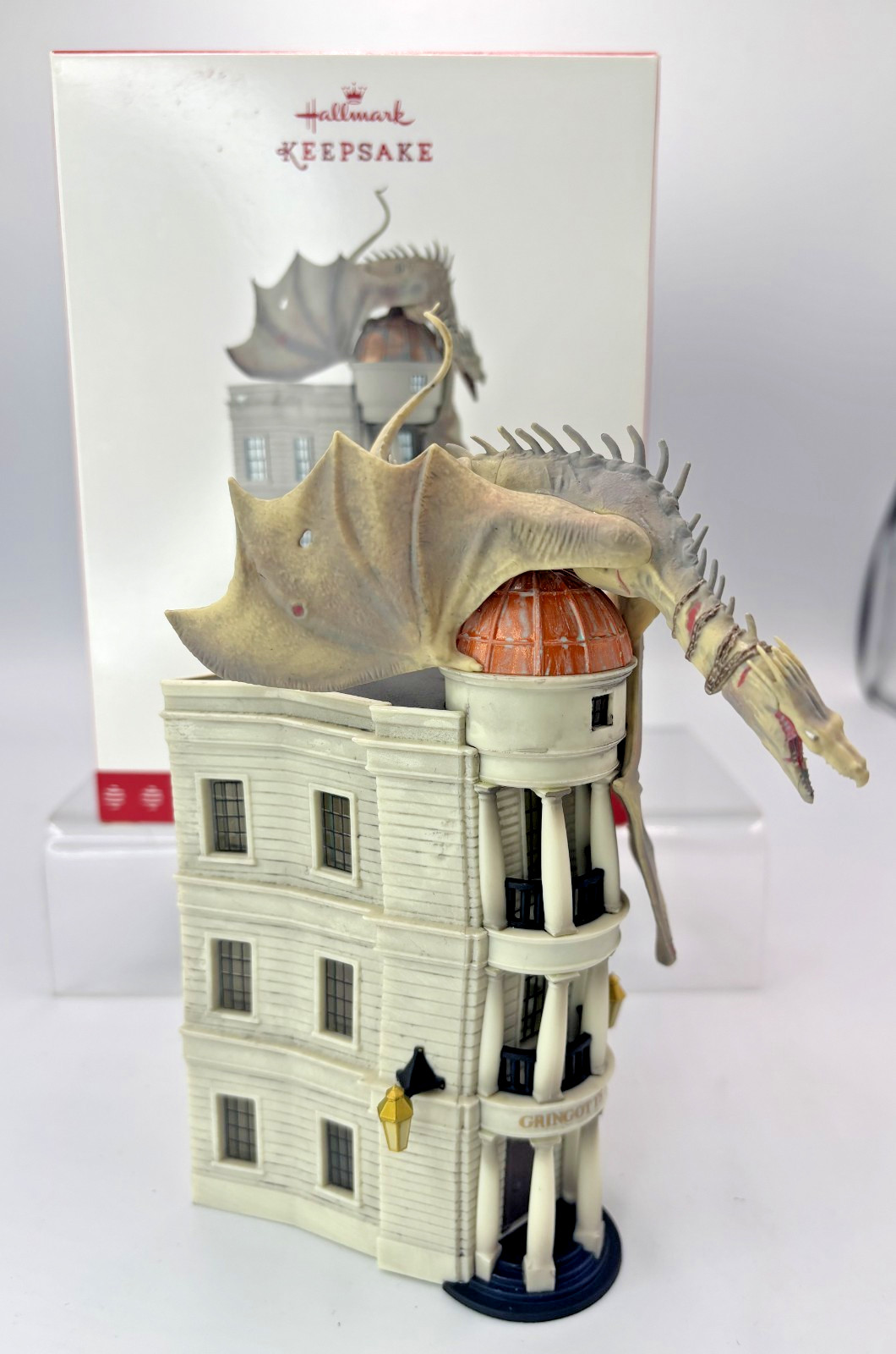 2017 Hallmark Gringotts Wizarding Bank Harry Potter Dragon NEW IN BOX (R4)