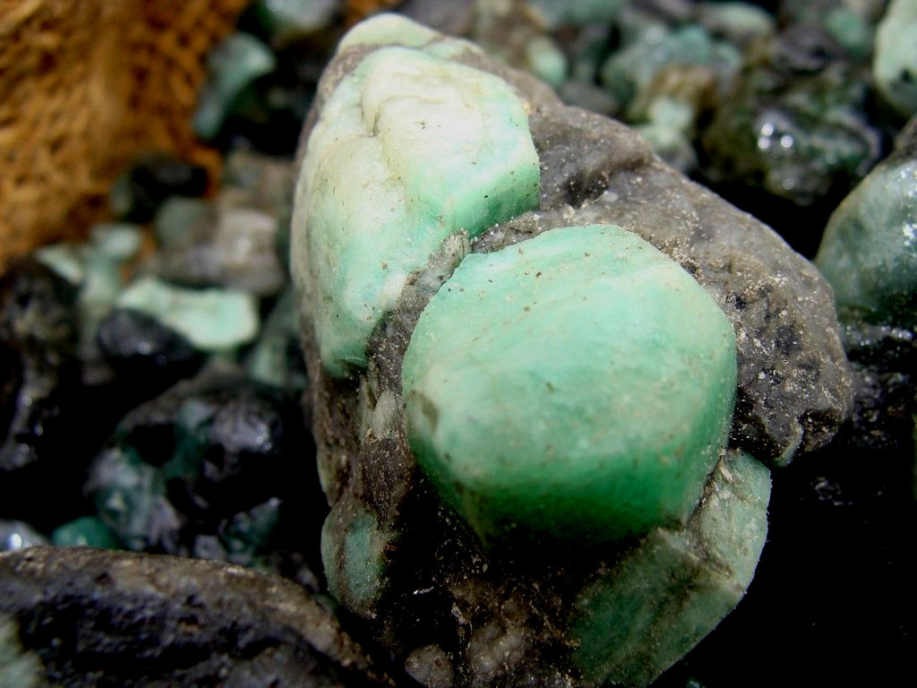 500 Carat Lots of Unsearched Natural Emerald Rough + a FREE faceted gemstone