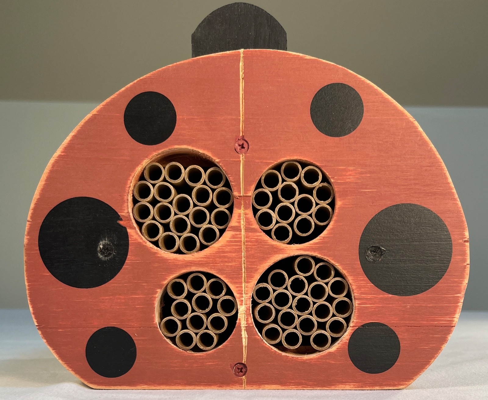 New Open Box Welliver Mason Bee House Ladybug Design, Cedar, Paper Tubes