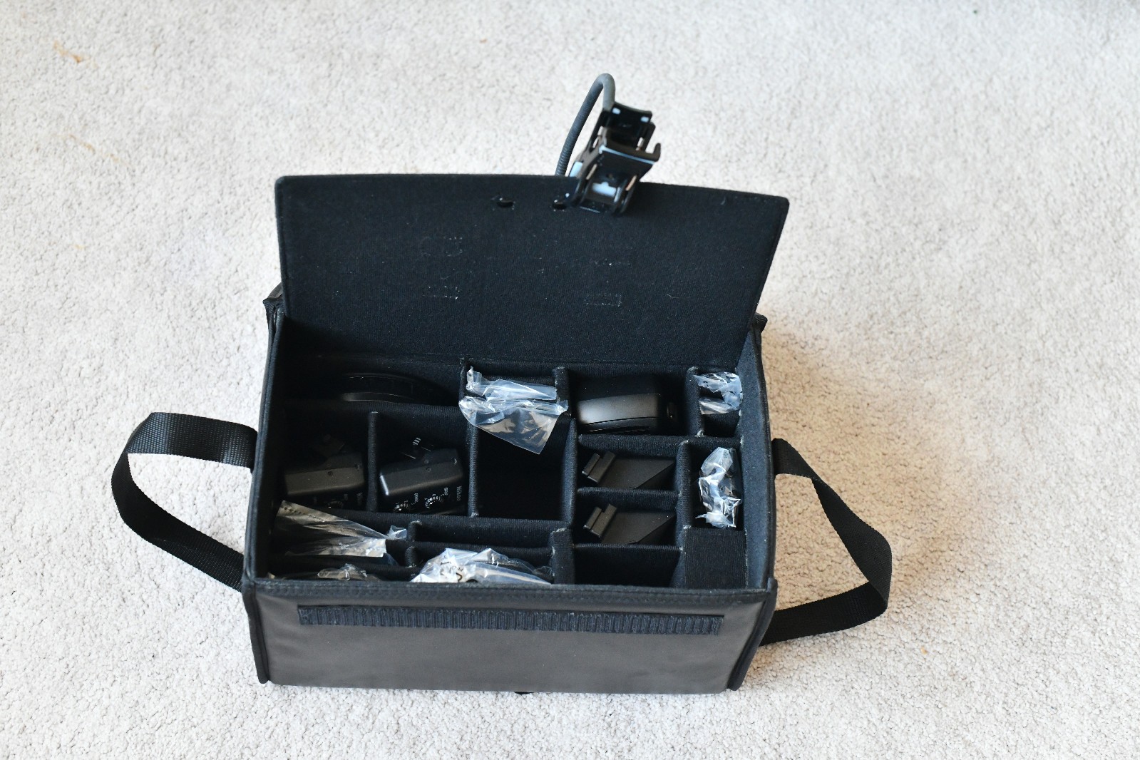 Nikon SB R1C1 Ring Light/Macro Flash Includes SU-800