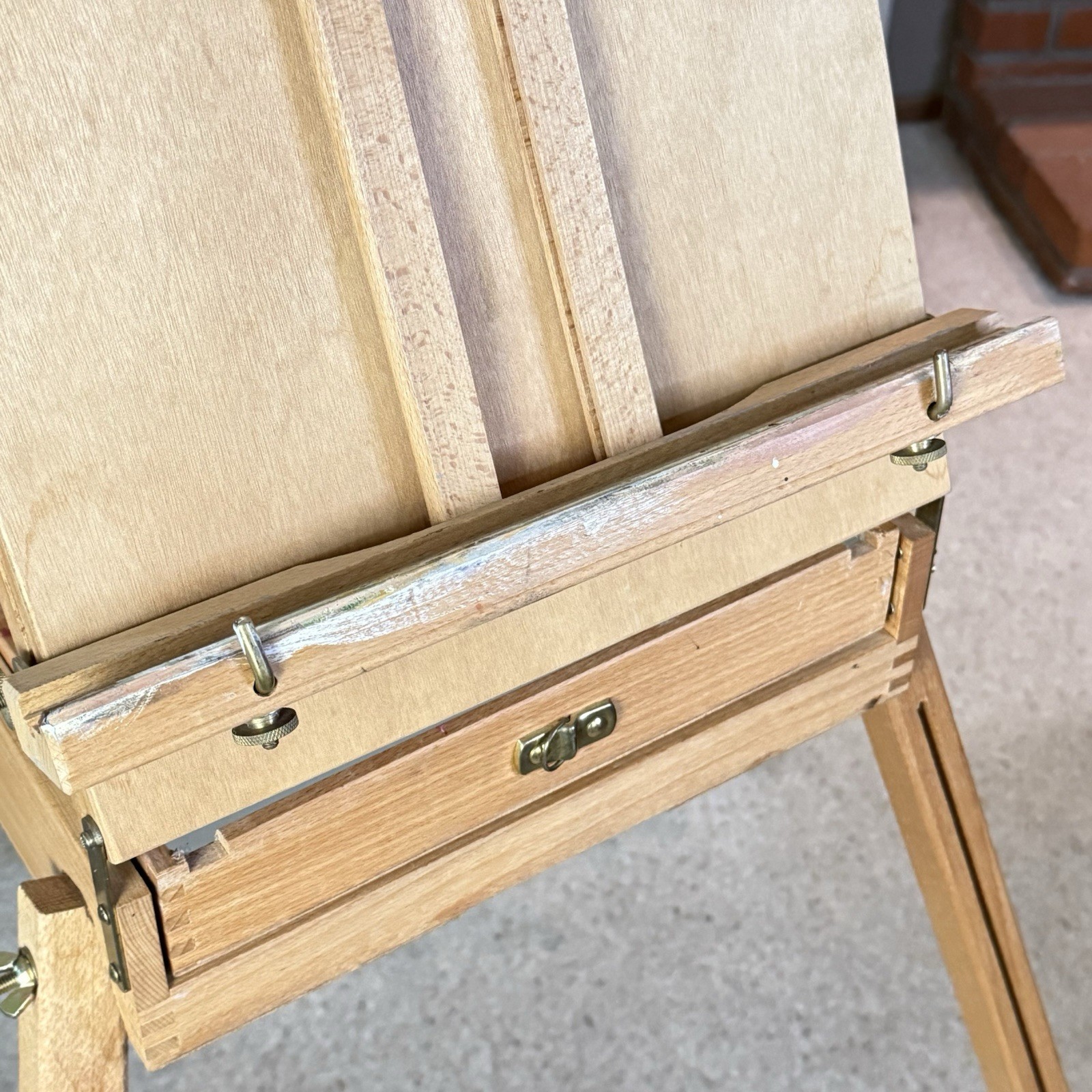 Jullian Paris Full Size French Box Easel European Beechwood