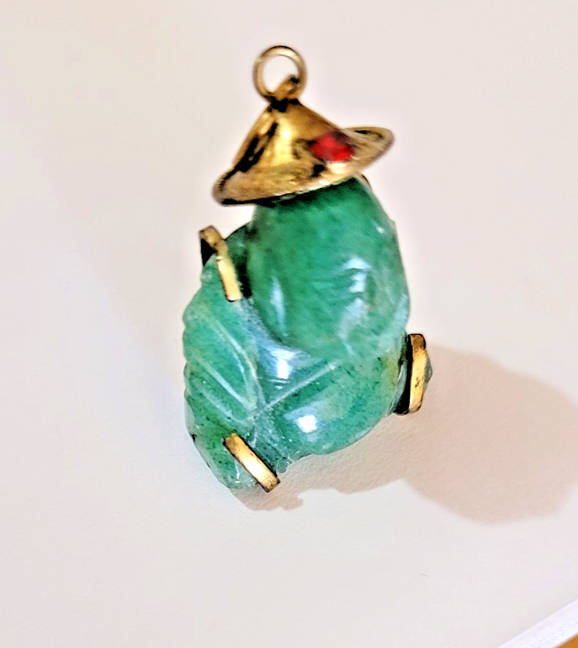 14K Yellow Gold Jade Ruby Buddha Pendant Vintage 1" Tall