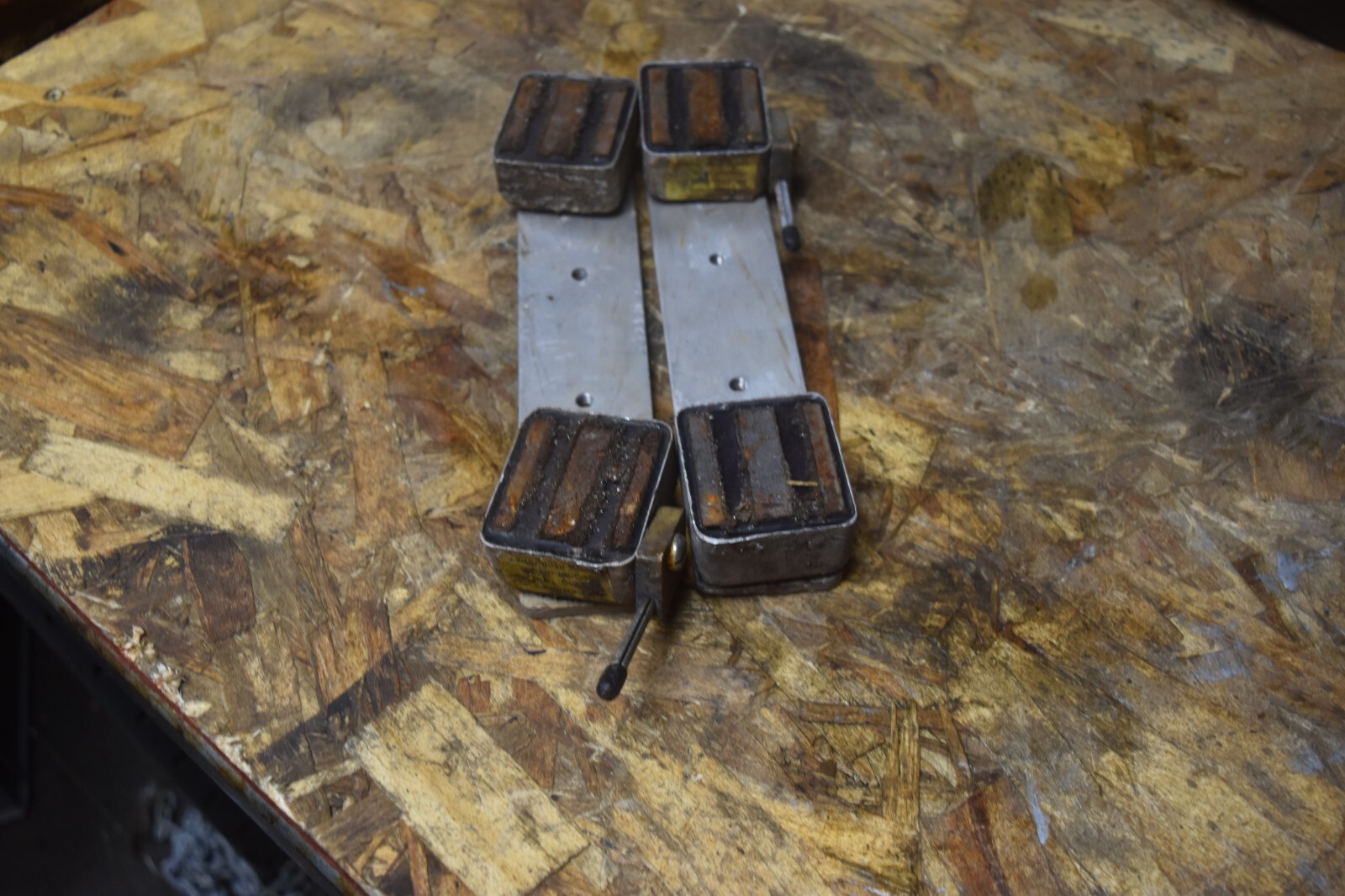 LOT OF 2 Bug-O Systems MAGNET PGH PA 15204