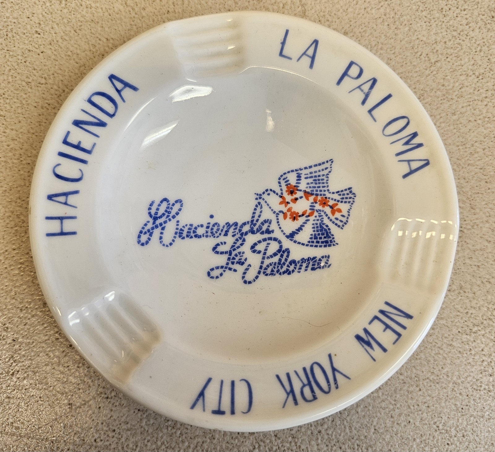 Vintage 1950s Hacienda La Paloma NYC Restaurant Porcelain Ashtray NICE!