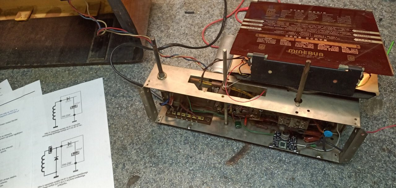 FM-DW 2.1 FM converter module for vintage AM tube and transistor radios