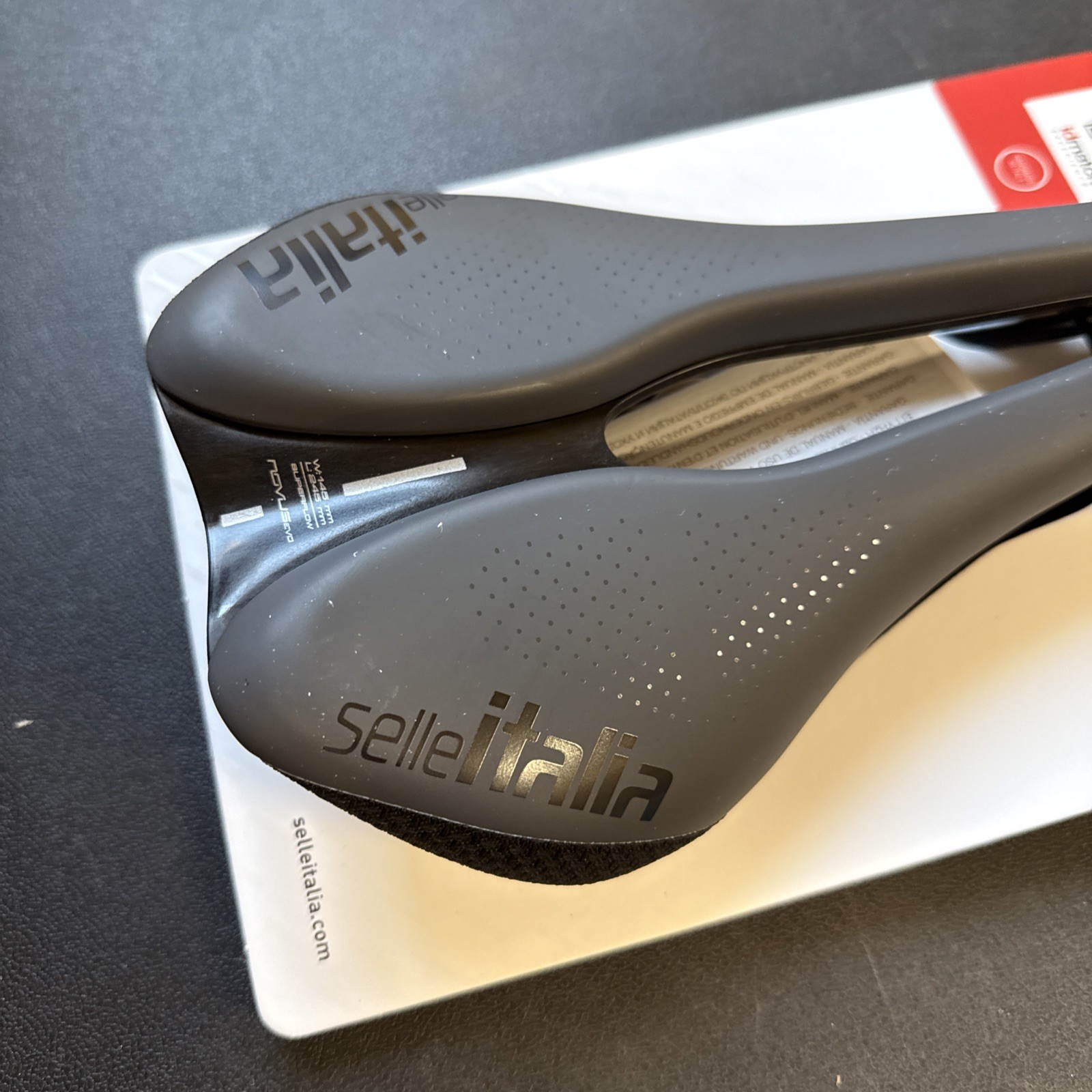 Selle Italia Novus Boost Evo X boost L3 145mm Cycling saddle seat (9419-84)