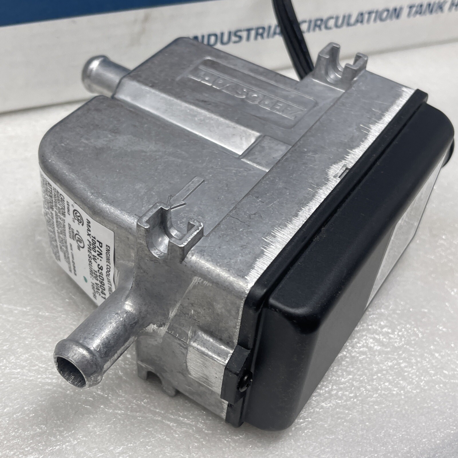 Phillips & Temro Zerostart Circulation Tank Heater, 1000W, 120 VAC, 3309041