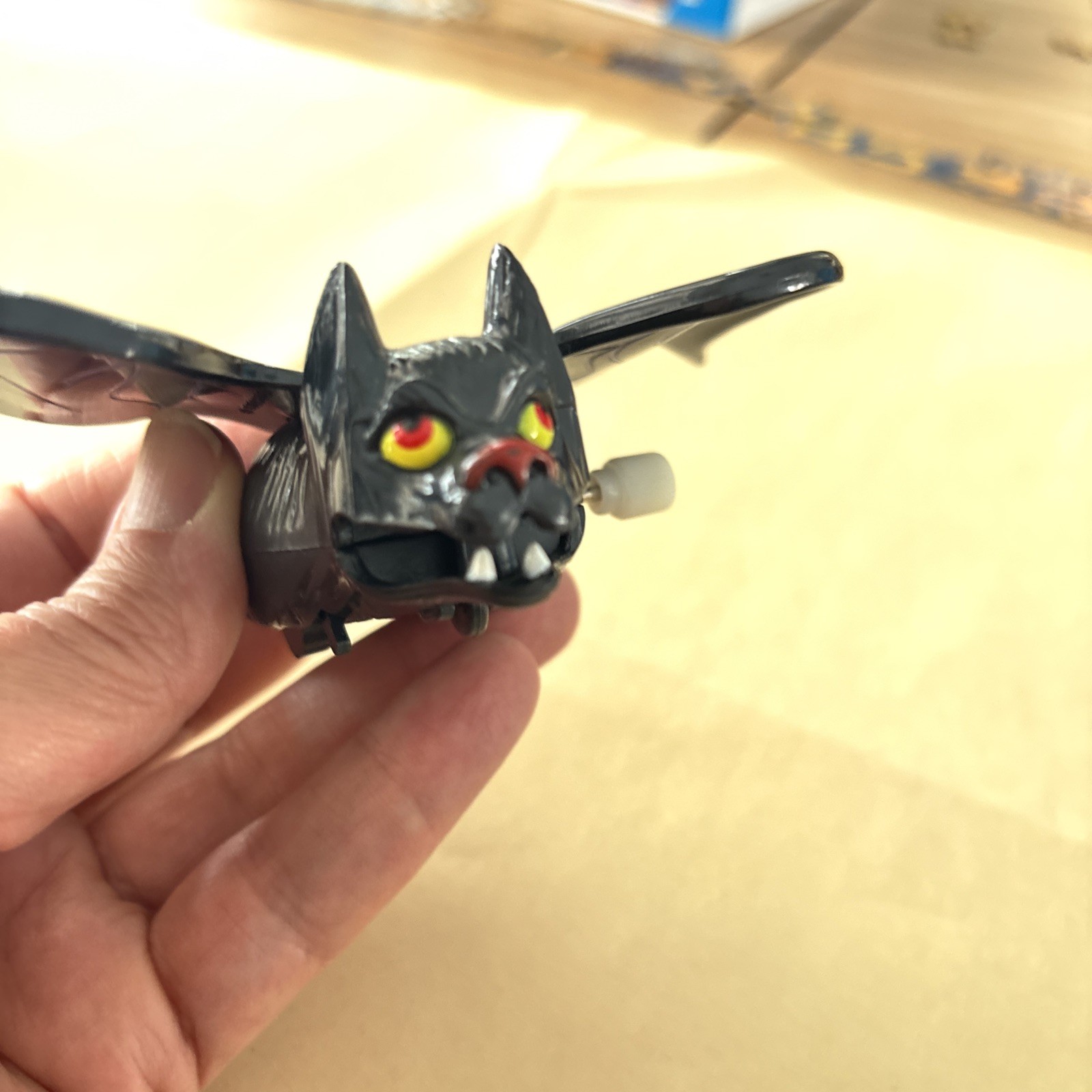 Wind Up Bat Wings Flap And Rolls Tested Works