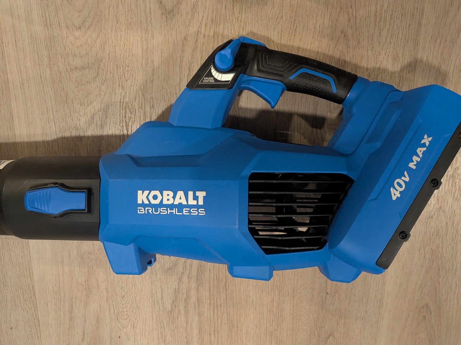Kobalt 40-Volt KLB 1040B-03 Leaf Blower Blue Brushless 120MPH 520-CFM TOOL ONLY