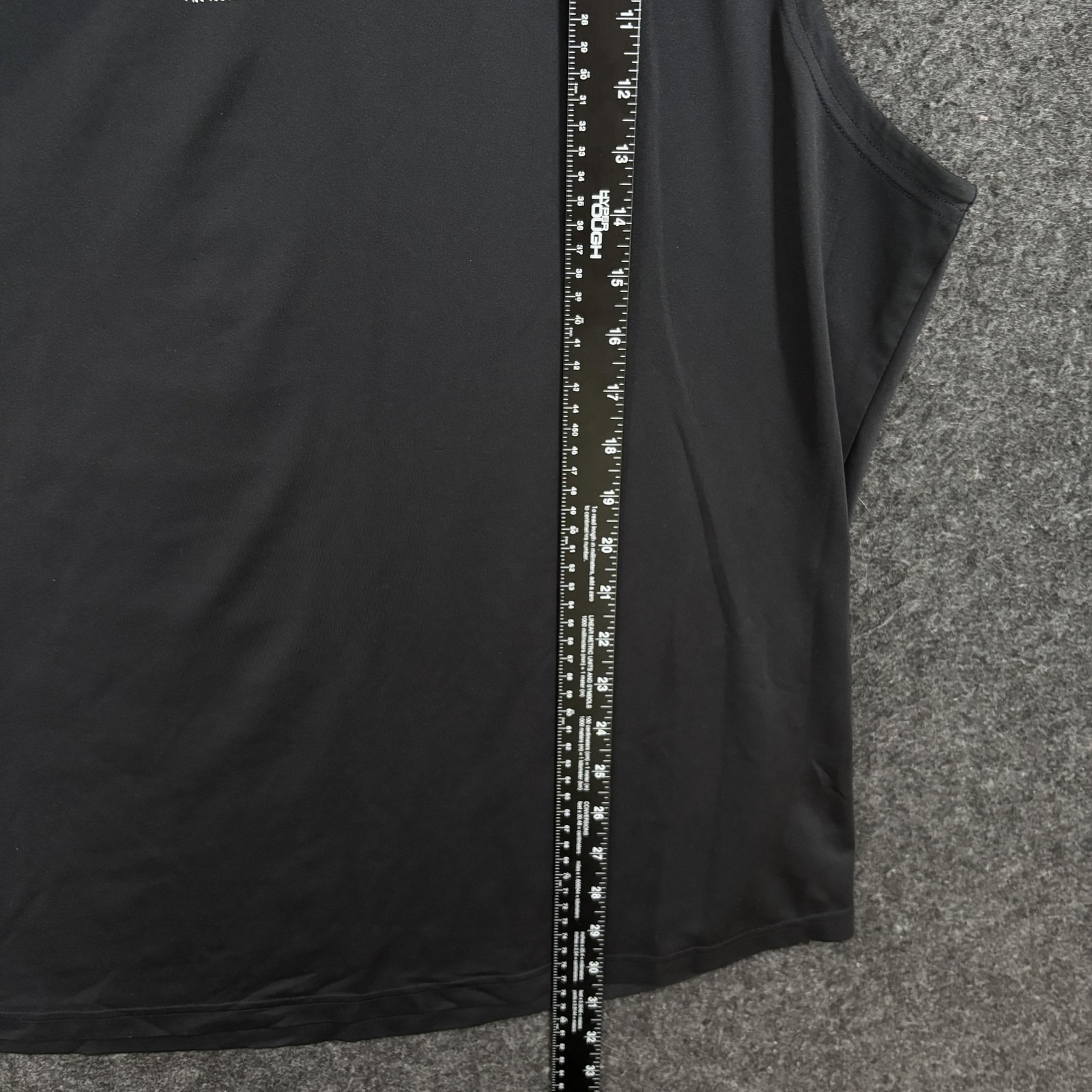 Under Armour Football Hoodie Men's XXL Black Sleeveless Fitted Training 1362024