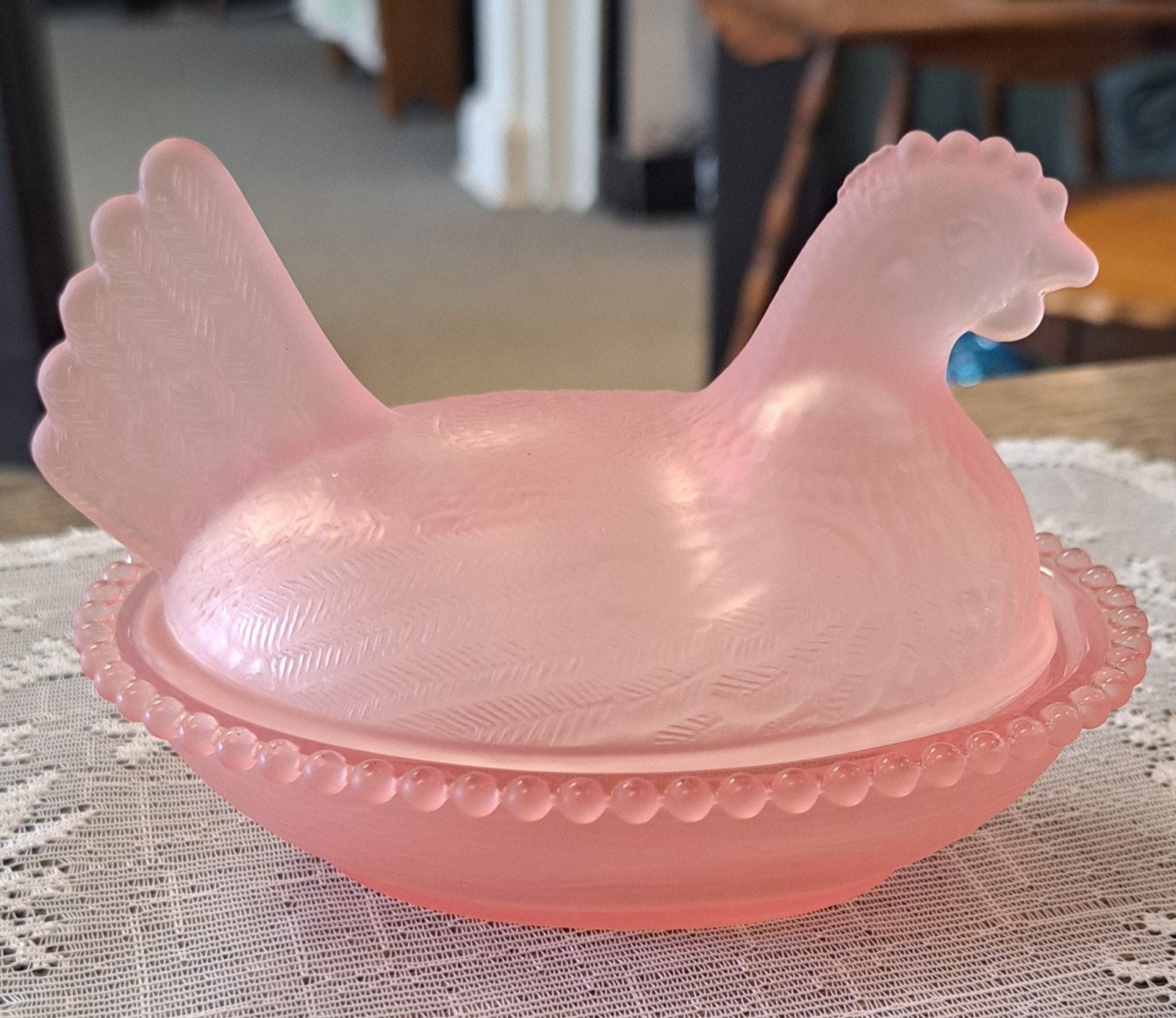 Set Of 6 Hen On Nest, COMPLETE SET OF SATIN ROSE'S CLOSET