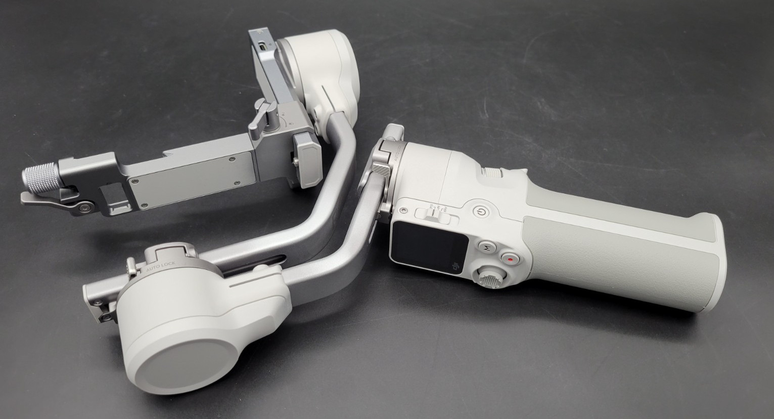 DJI RS 4 Mini 3-Axis Gimbal Stabilizer for Cameras MINT Complete Set