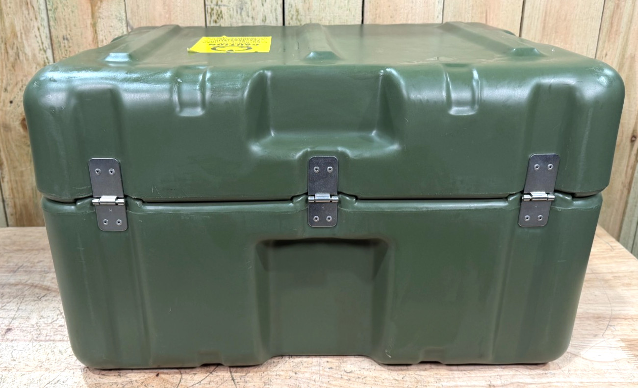 Pelican Hardigg Footlocker Green Case 24.5x18.5x15" Military Waterproof