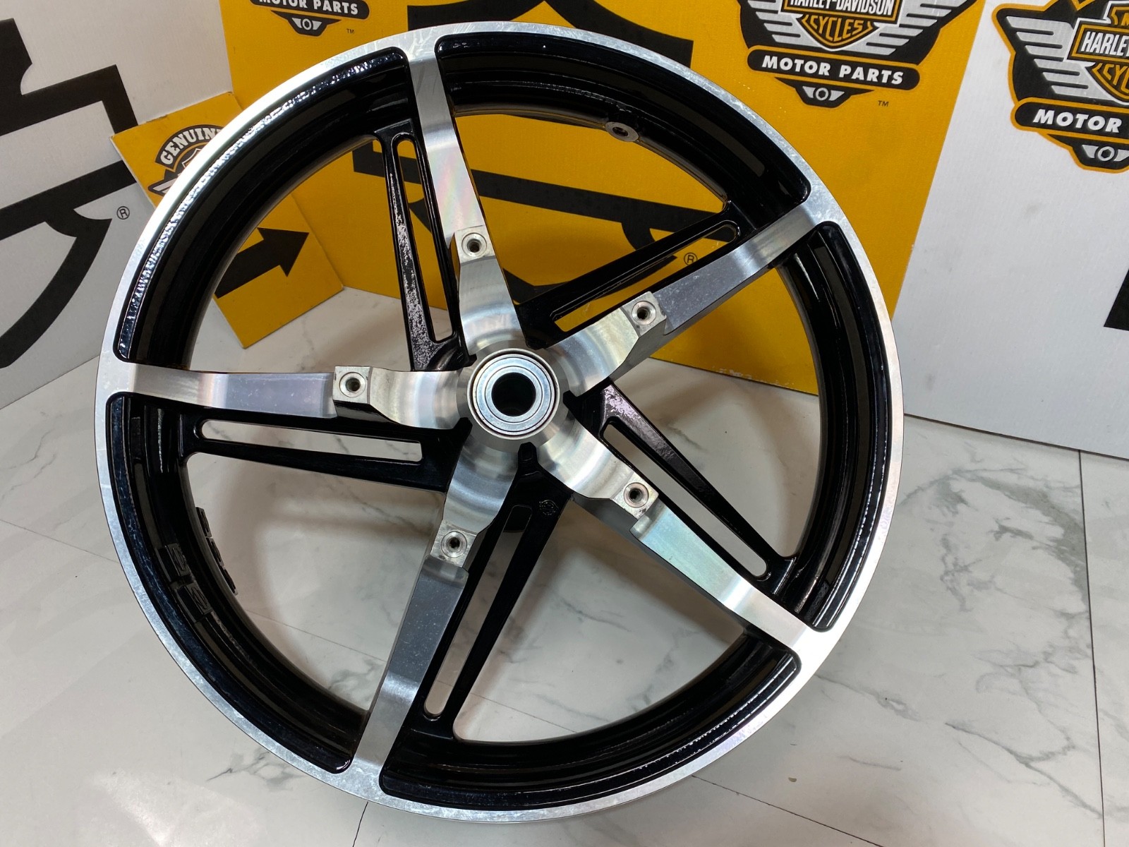 OEM Harley 09-26 Touring 2024 2025 Street Glide Front Wheel Rim & Rotors