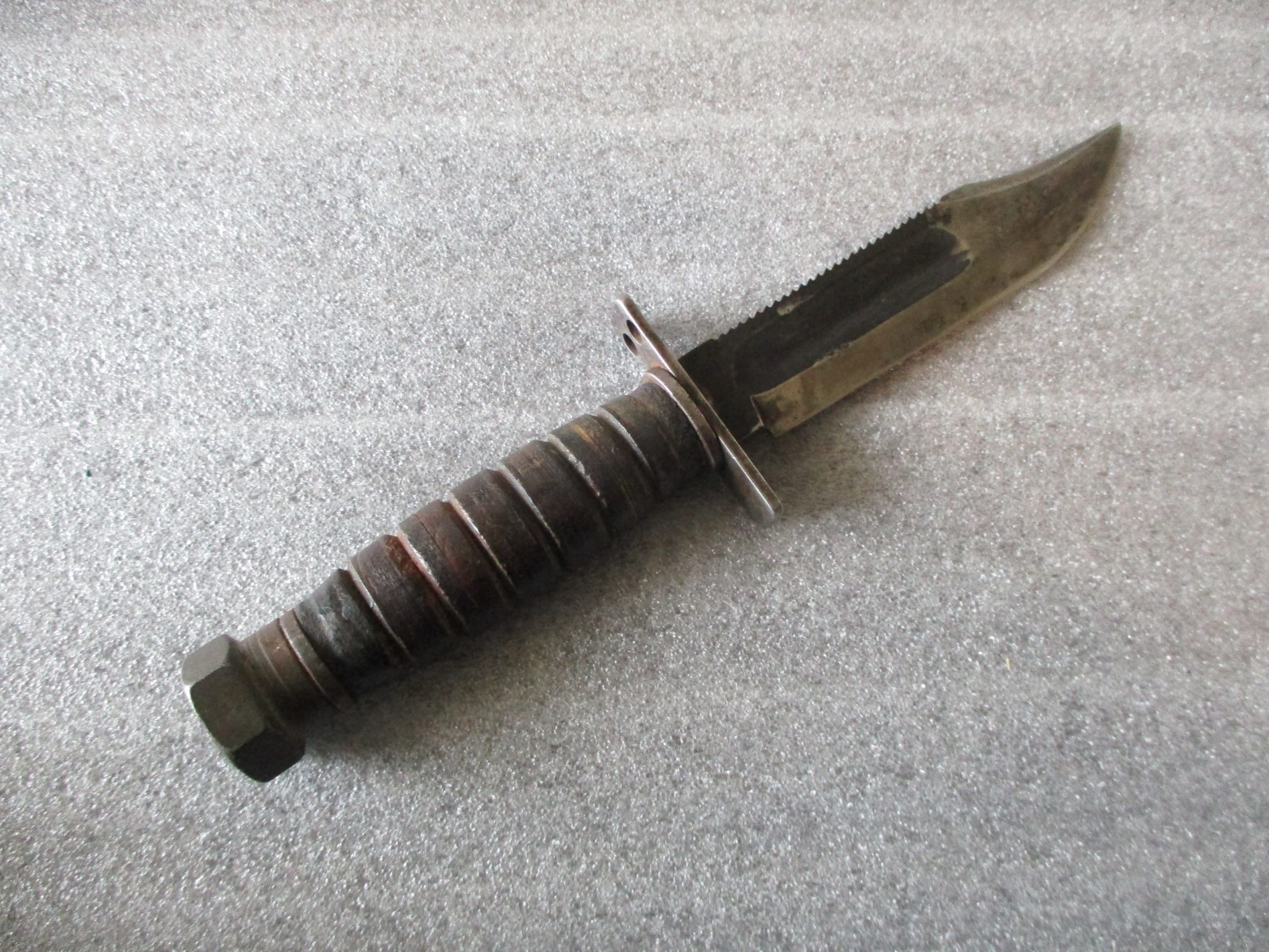 Camillus NY Vietnam Pilot Survival Knife with Sheath & Stone