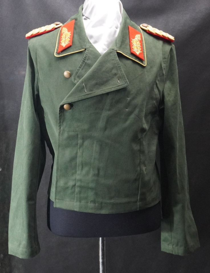 Army generals wrap style field jacket. Cotton. Large (US42-43)