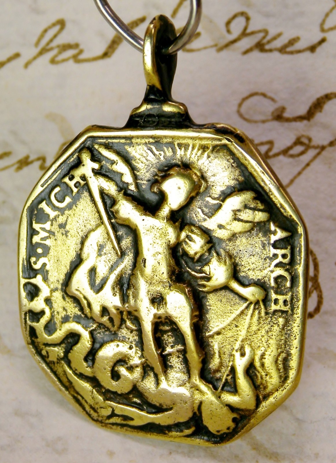 ANTIQUE 17TH CENTURY ST. MICHAEL MOTHER MARY BABY JESUS LORETO PILGRIMAGE MEDAL