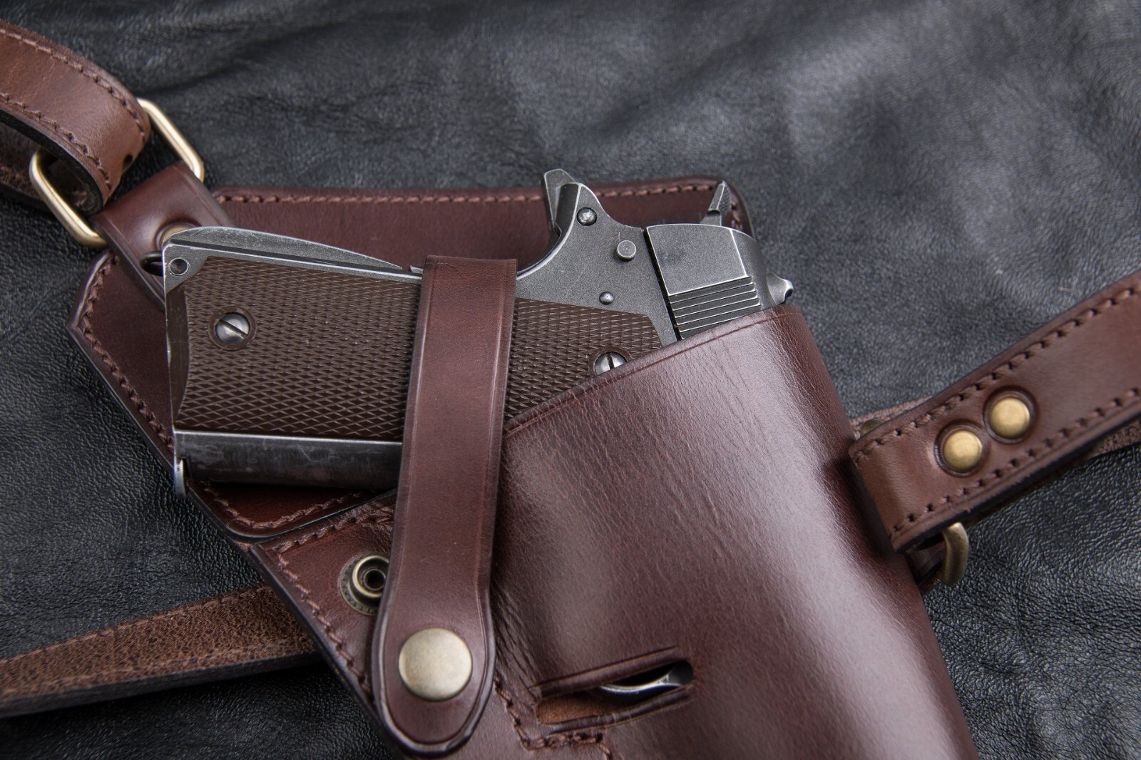 Colt 1911 Custom Made Leather Holster | Vintage Look | Unique Design | Retro