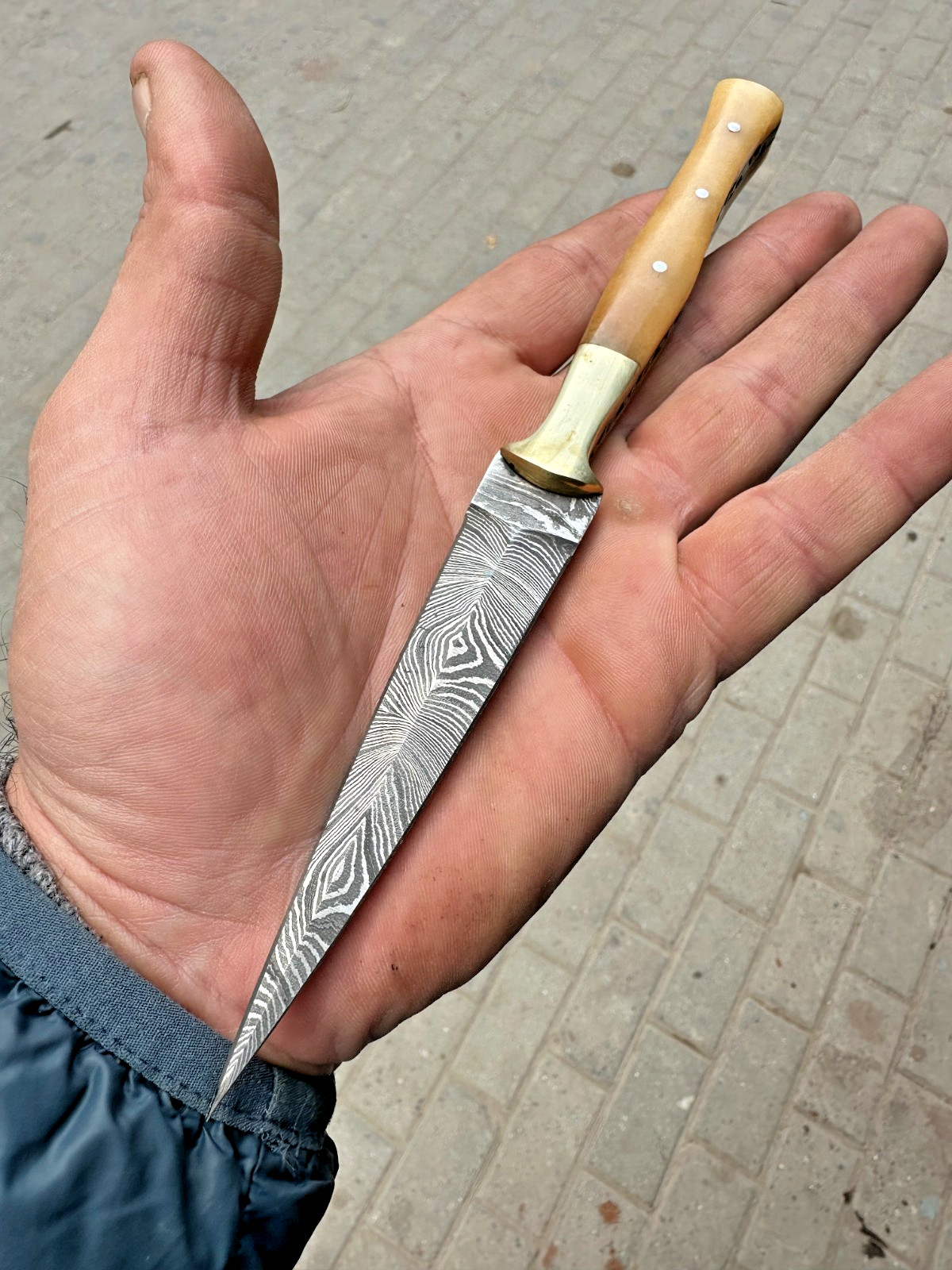 Custom HandMade Hunting Boot Knife Hand Forged Damascus Steel Blade 1320