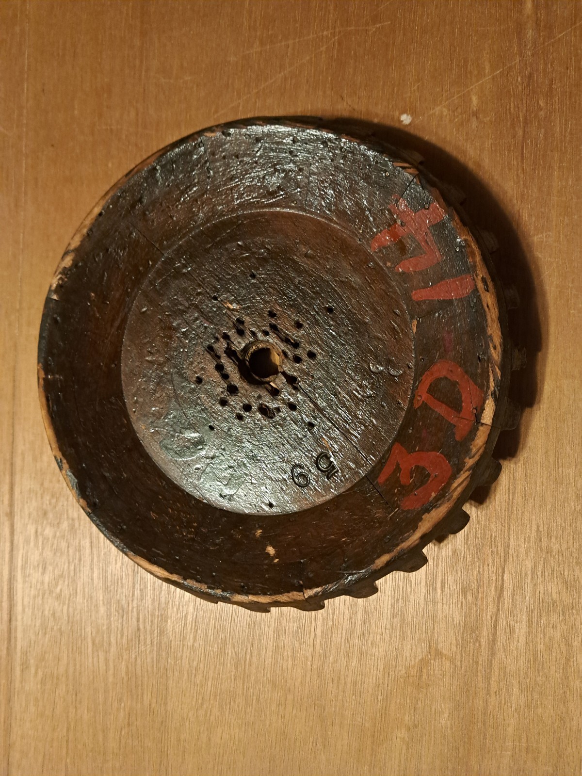 ANTIQUE WOODEN RING GEAR FOUNDRY MOLD / PATTERN 12" DIAMETER GREAT CONDITION