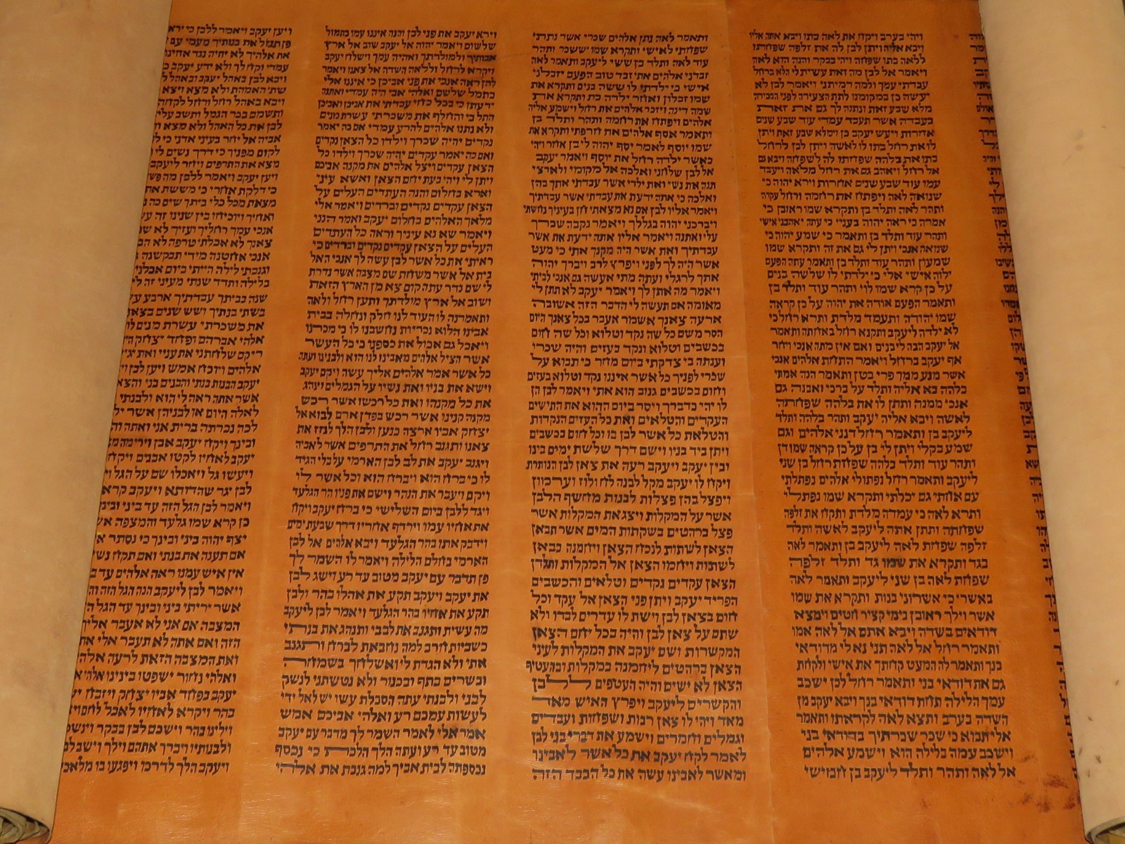 TORAH SCROLL BIBLE VELLUM MANUSCRIPT 300 YRS OLD YEMEN COMPLETE Book of Genesis