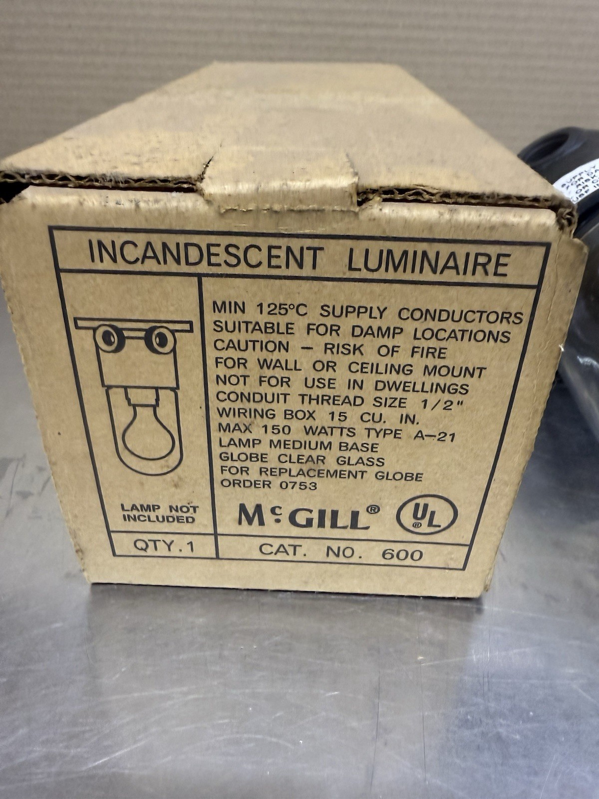McGill Incandescent Luminaire Cat. No. 600 Damp Location 150 Watt New Old Stock
