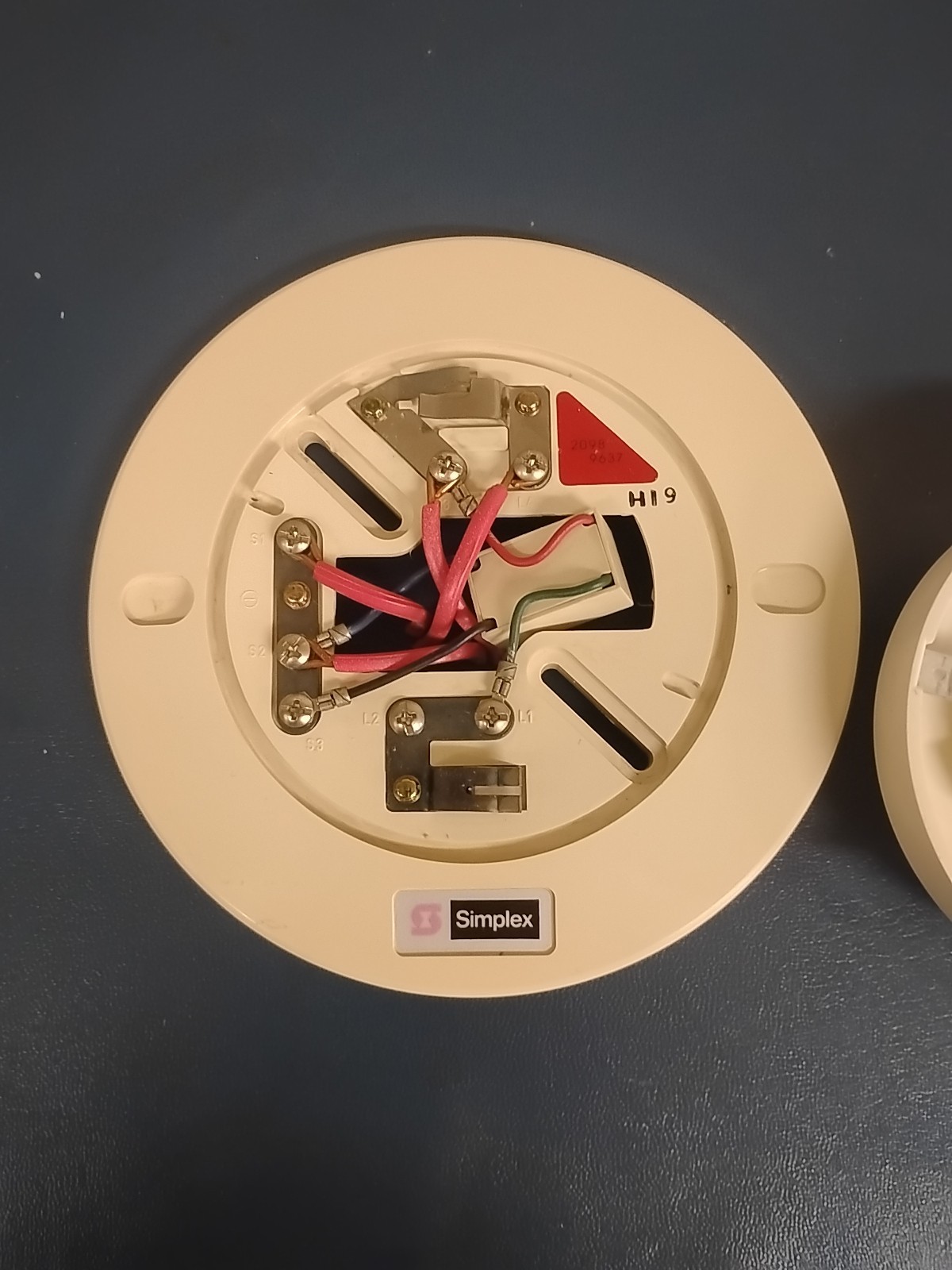 SIMPLEX 2098-9201 - Photo Electric Smoke Detector W/ Base SAME DAY SHIPPING