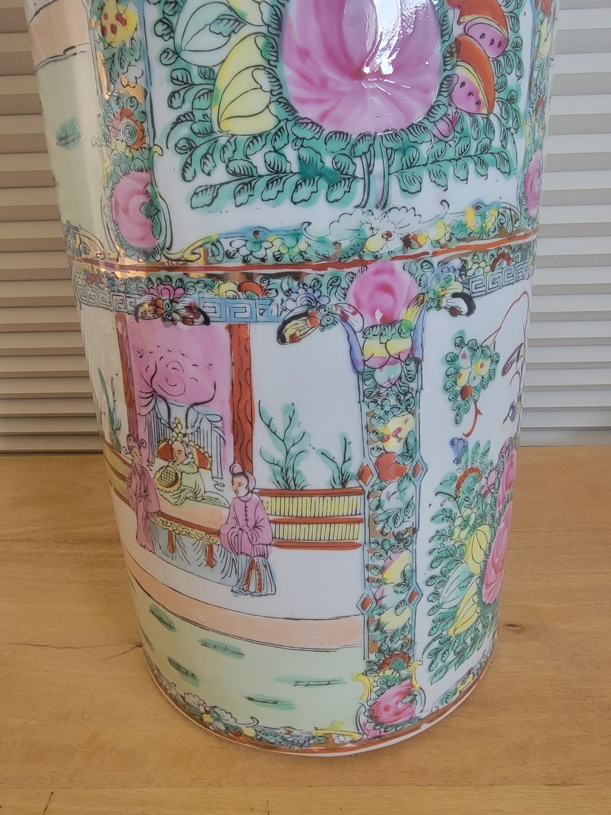 Vintage Porcelain Asian Umbrella Stand Pot Hand Painted 18 3/8" x 8 1/8"