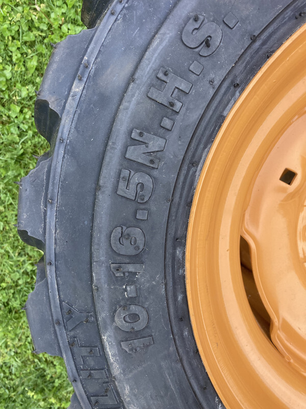 1 or 4-10-16.5 SKS-1 Skid Steer Tires/Rims for Case 1835,1838 -10X16.5 (6 LUG)