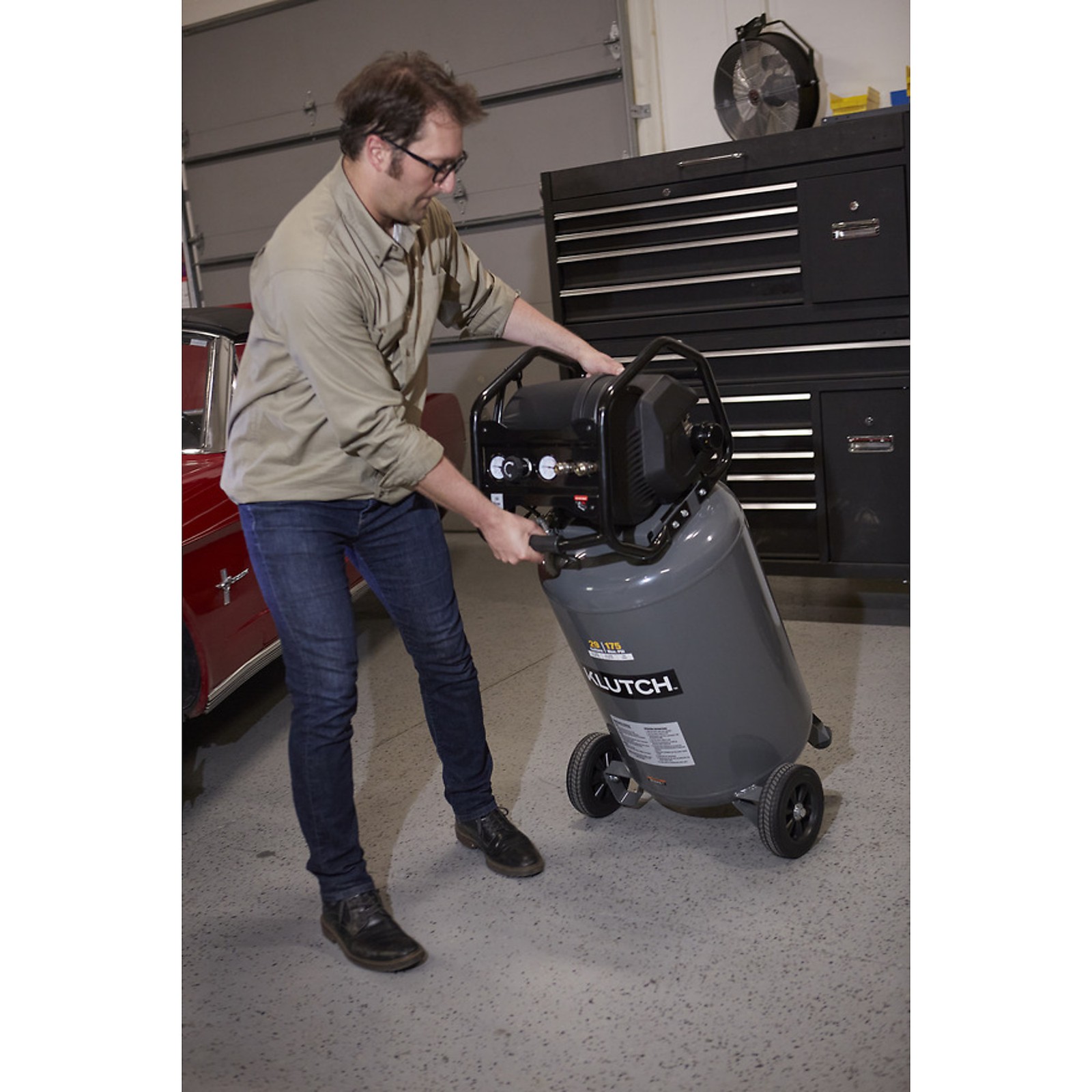 Klutch 29-Gallon Air Compressor, 2.5 HP, 120 Volts, 175 PSI