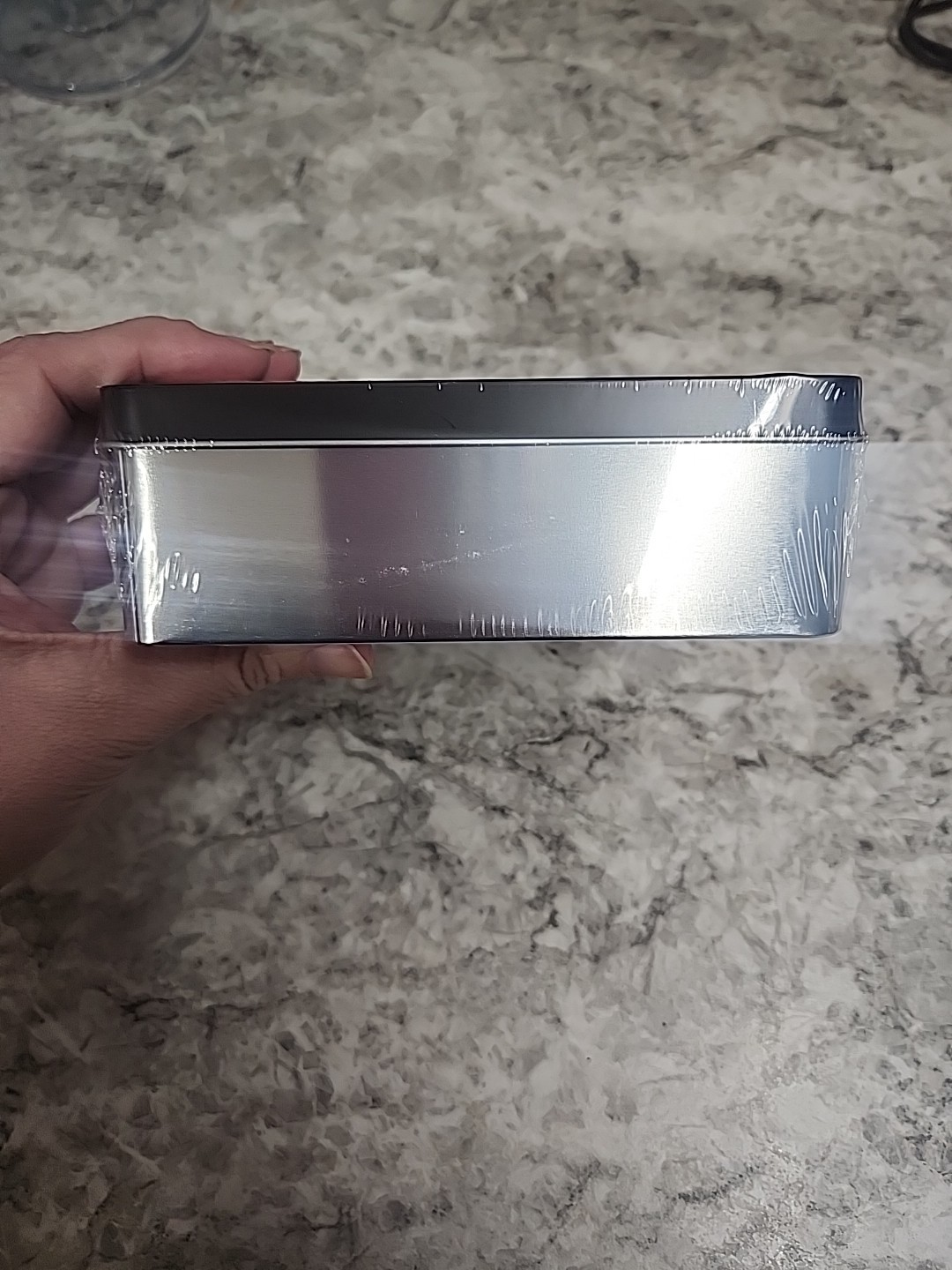 Marvin's Magic: Fifty Amazing Magic Tricks to Amaze and Baffle Metal Tin-NIB