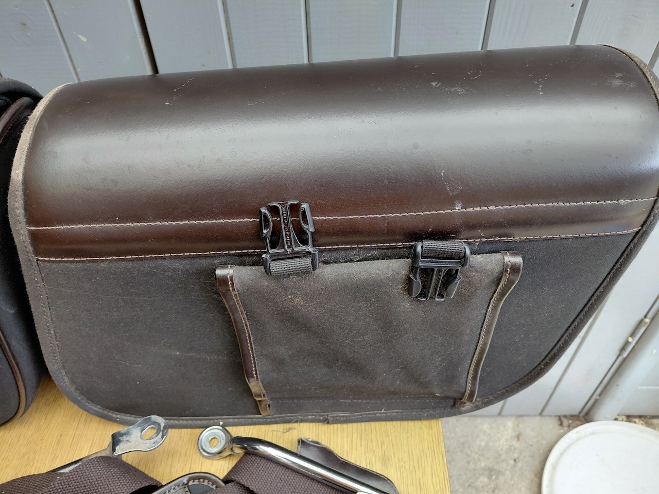 Triumph Bonneville T120 T100 Leather Waxed Luggage Panniers + Rails Brown