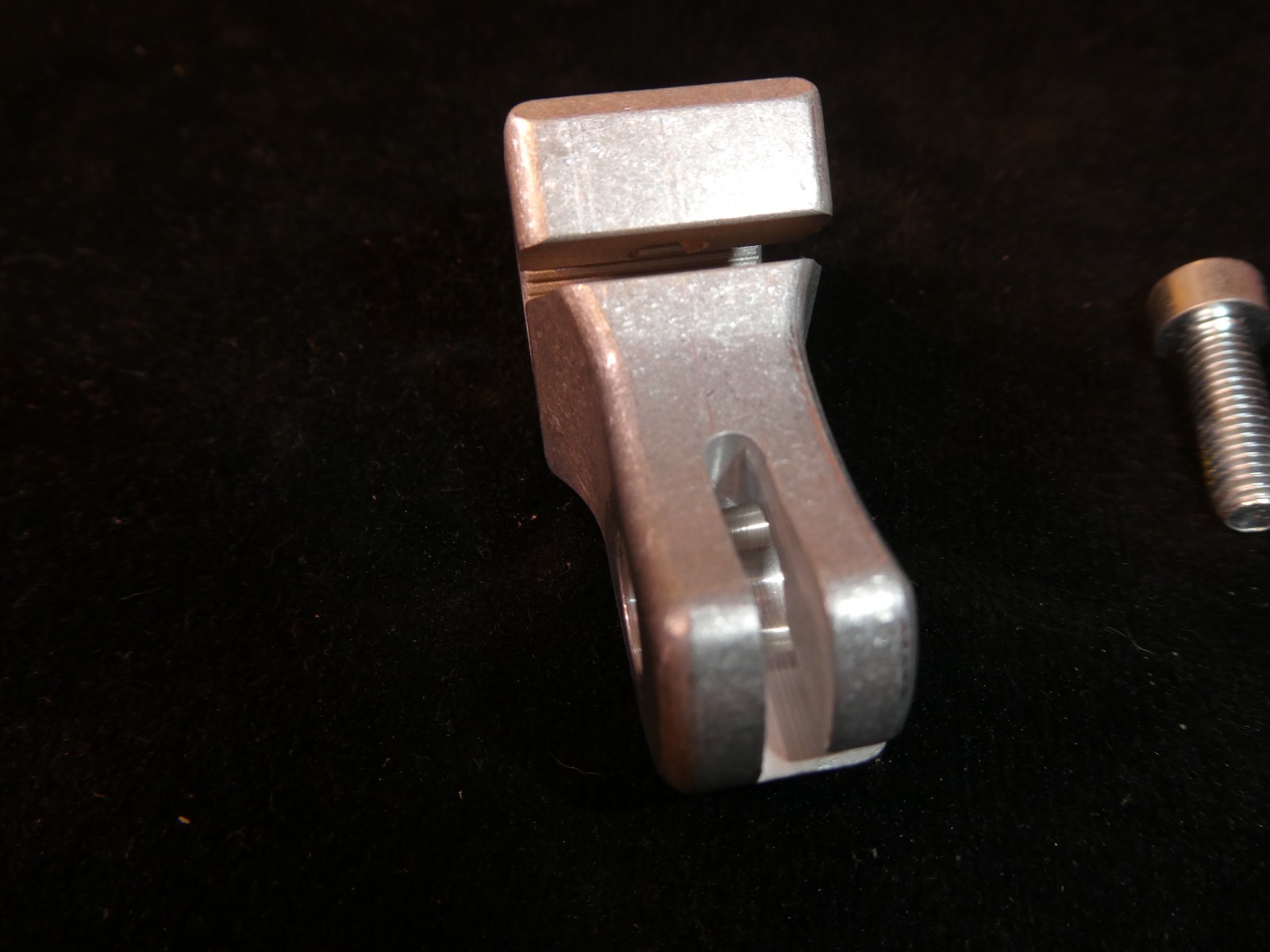 Barnett Indian Clutch Shaft Arm (356-40-80014) Indian Baggers 2014 - 2020 Q7