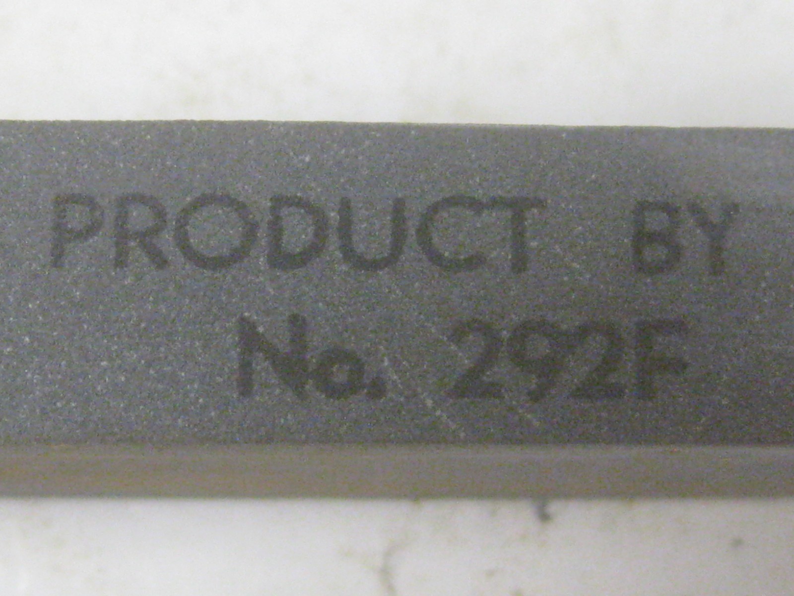 Set Of 3 Vintage Carborundum Sharpening Stone In Original Box