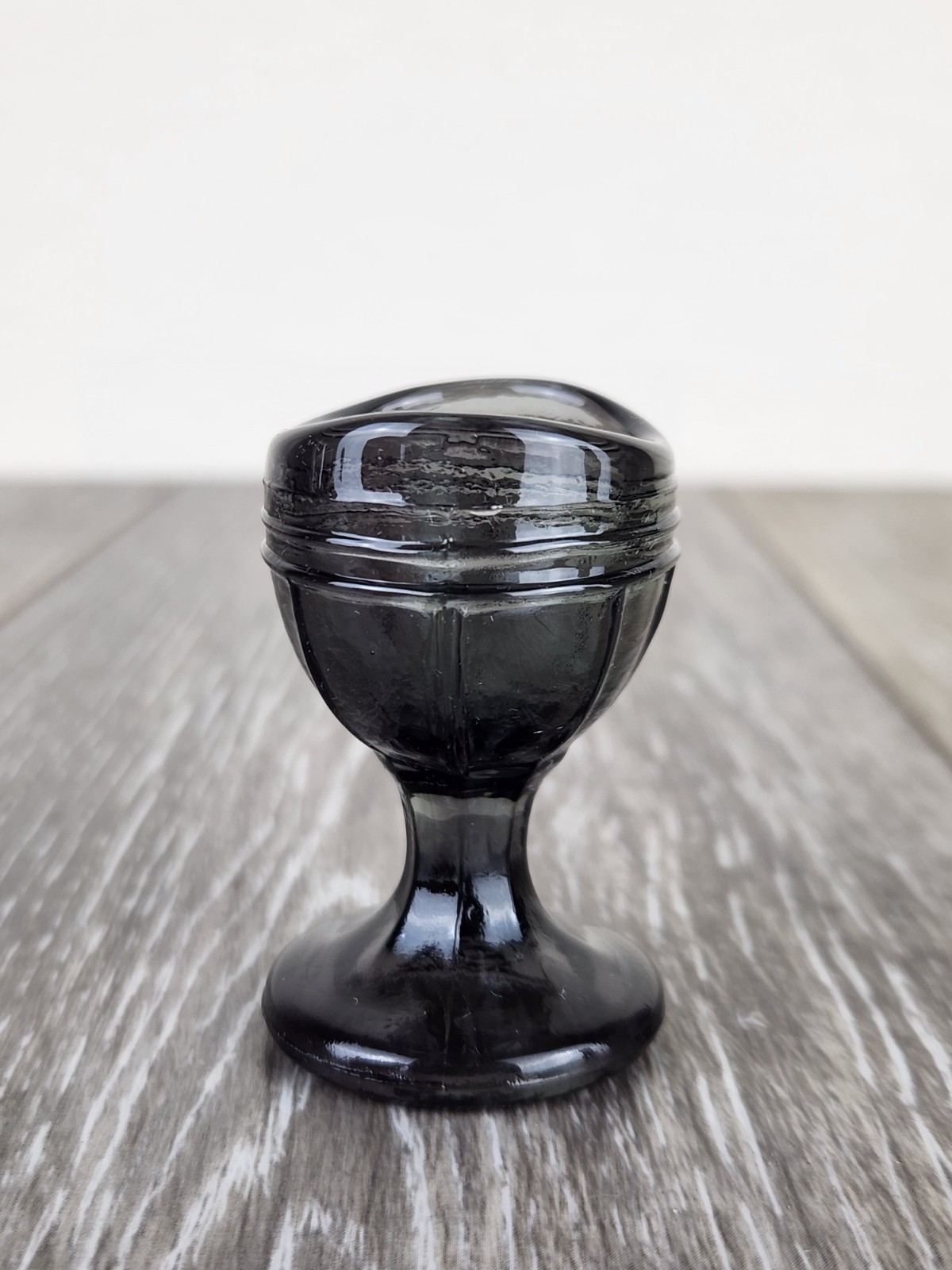 Purple Amethyst Glass Eye Wash Cup - 3"